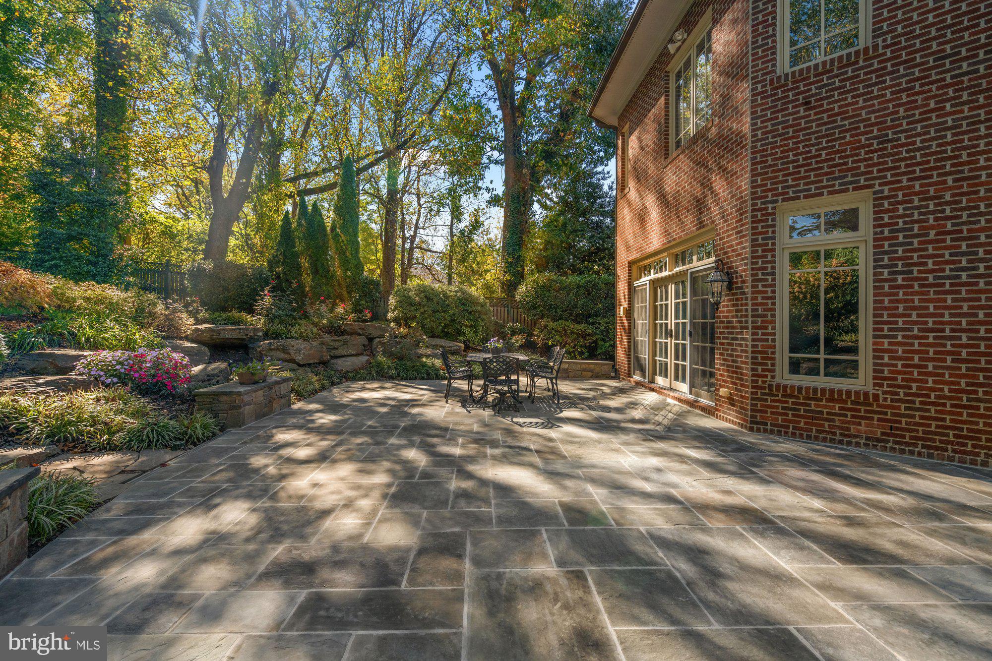 FOGGYS PASTURE - Residential