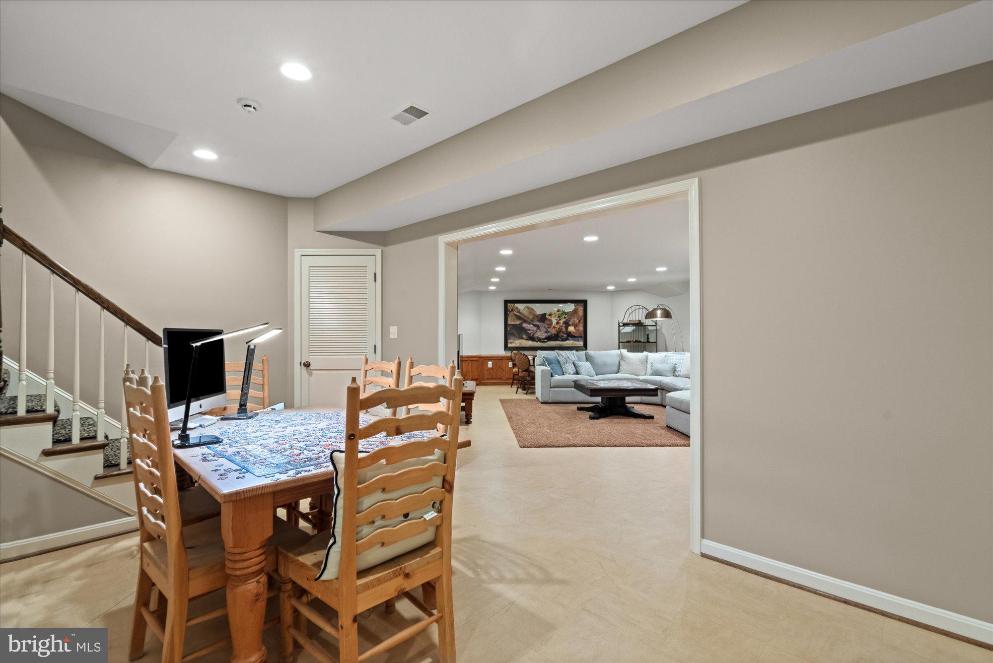 FOGGYS PASTURE - Residential