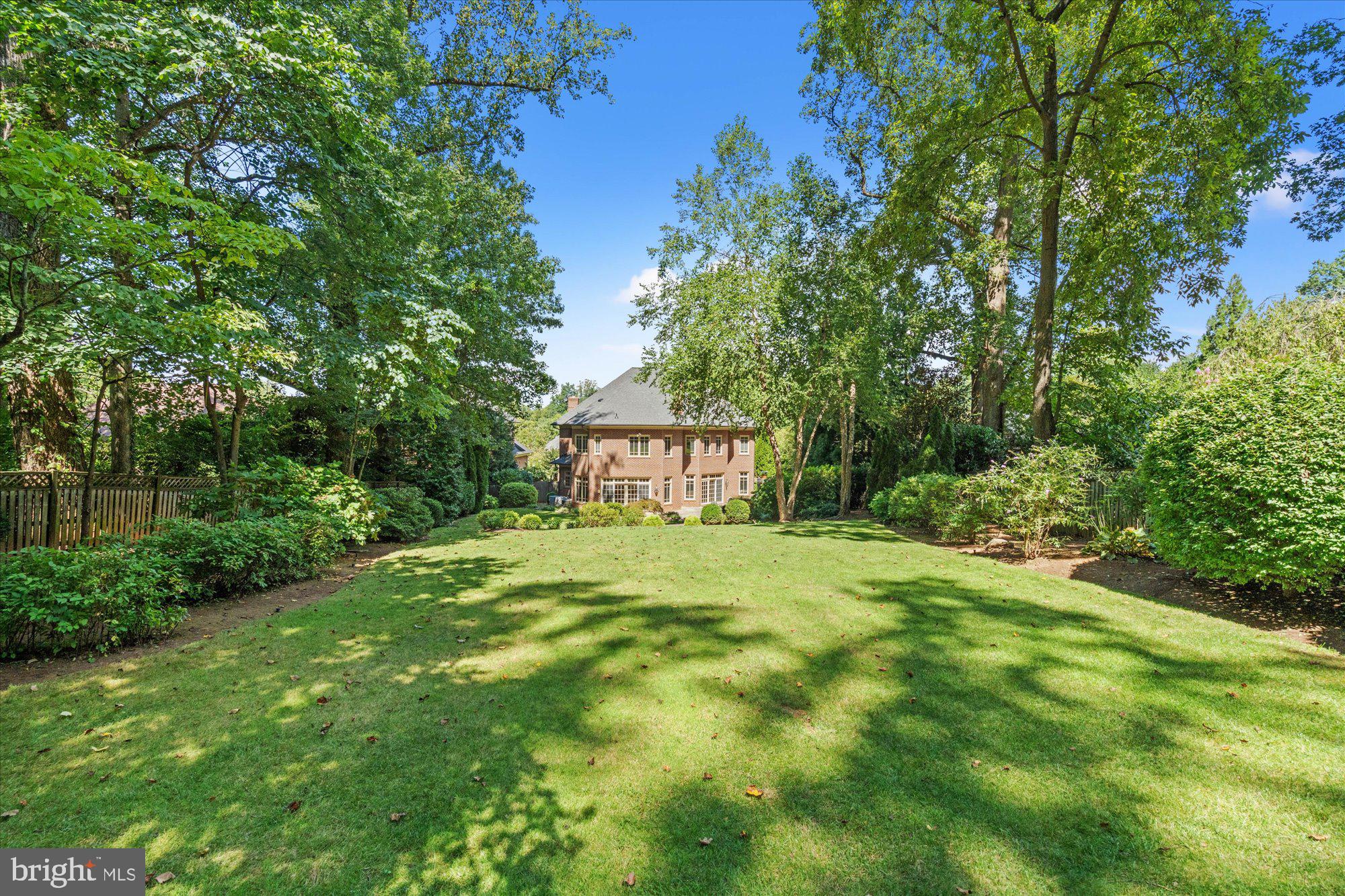 FOGGYS PASTURE - Residential