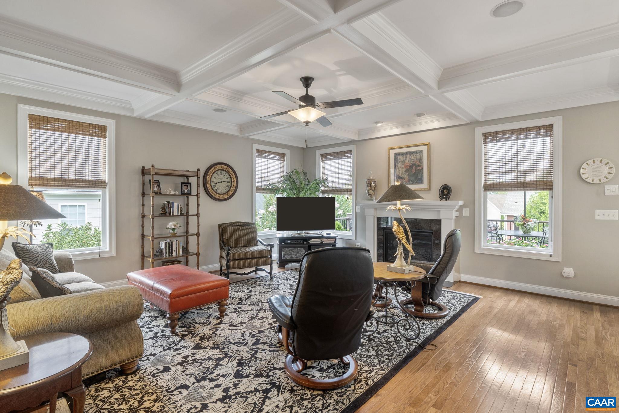 SPRING CREEK - Residential