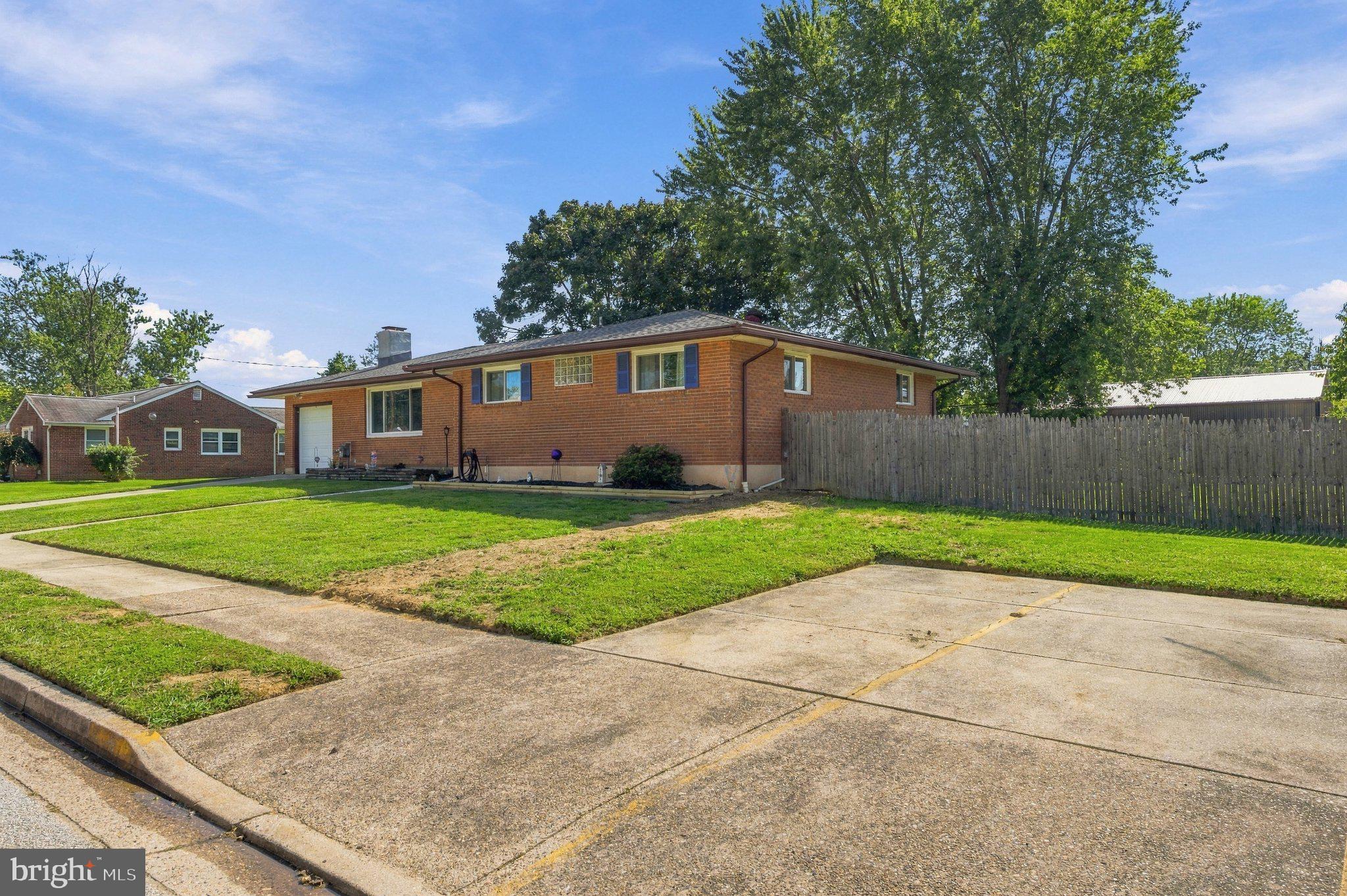 15 PLASKET AVENUE