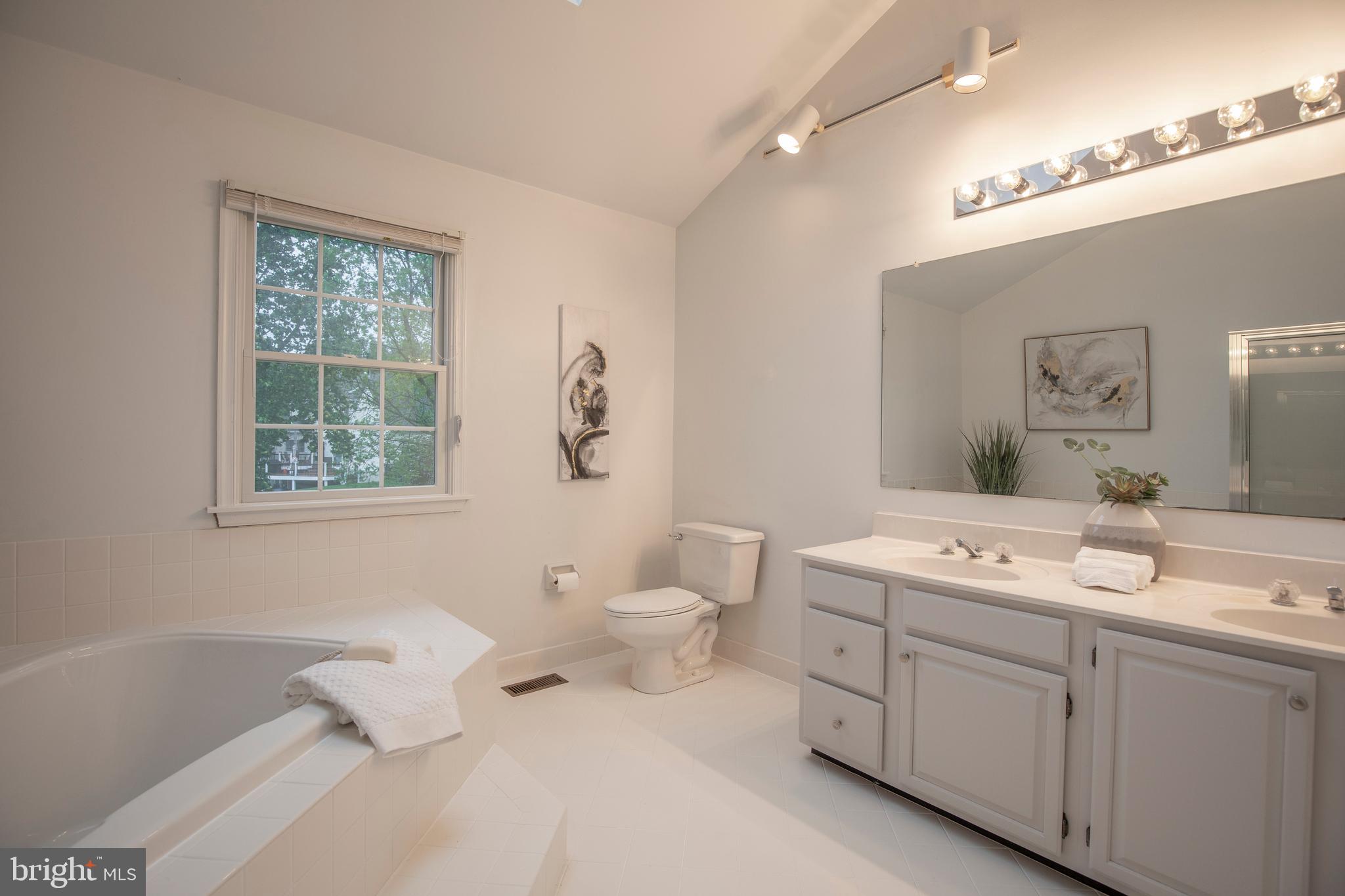 BUCKINGHAM CHASE - Residential