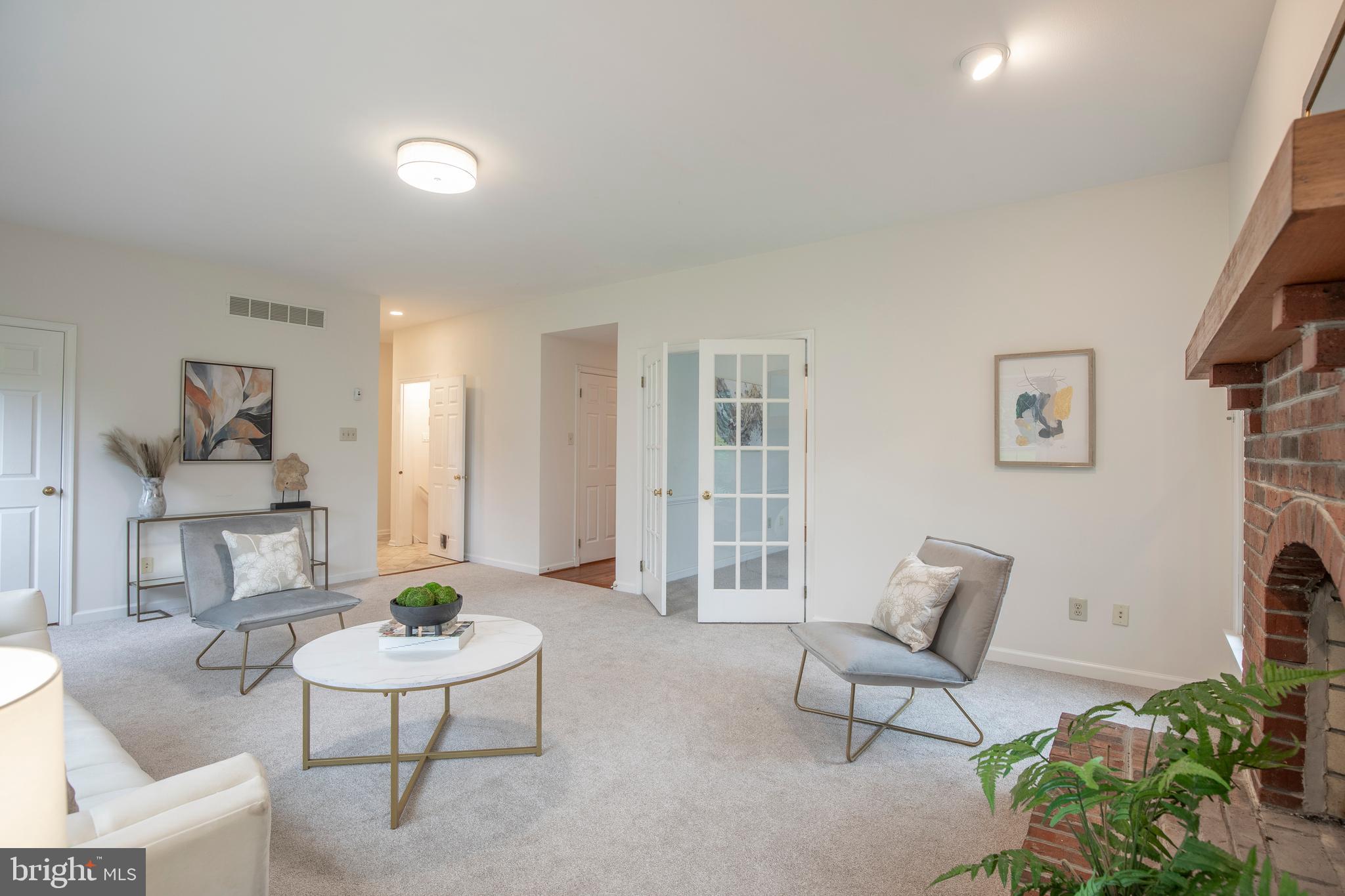 BUCKINGHAM CHASE - Residential