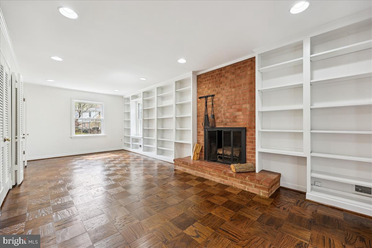 ALTA VISTA - Residential