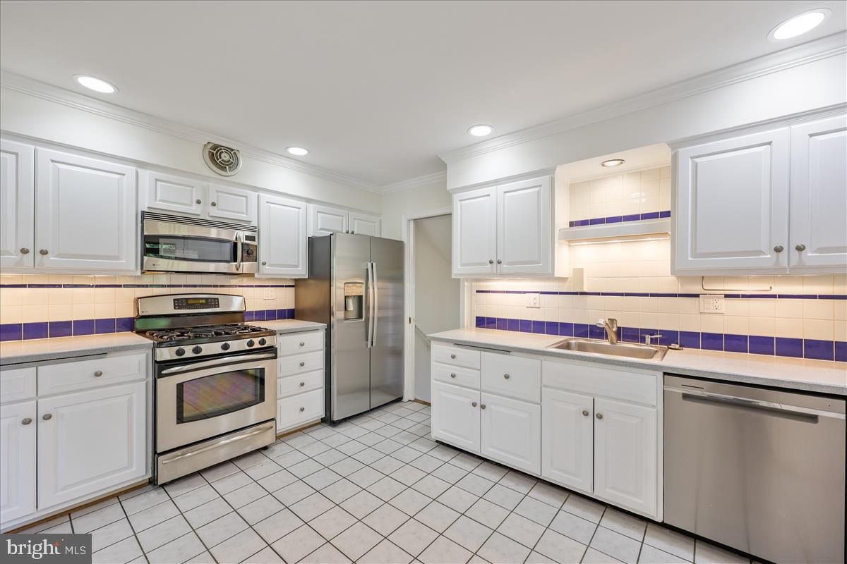 ALTA VISTA - Residential