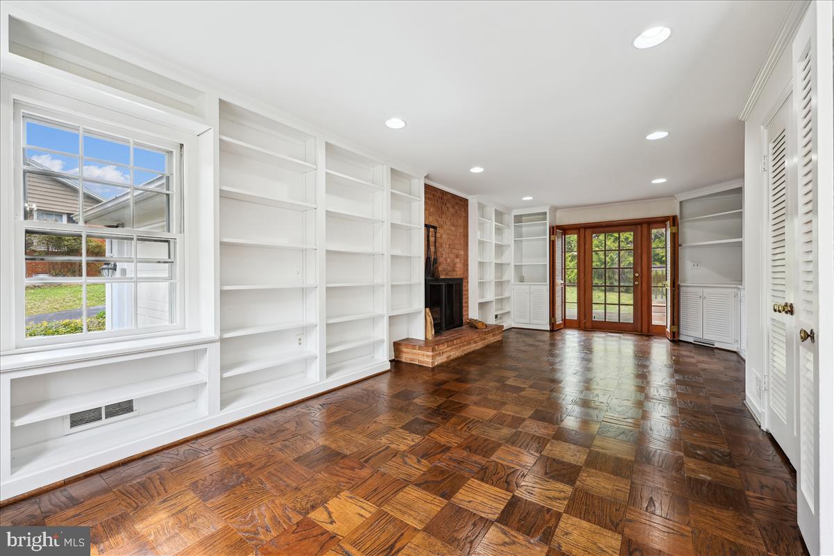 ALTA VISTA - Residential