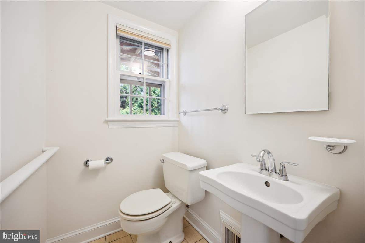 ALTA VISTA - Residential