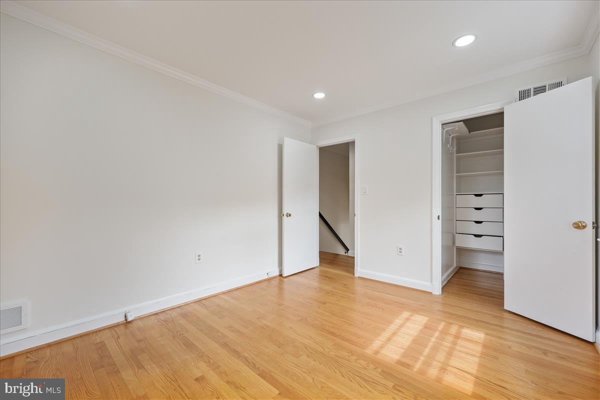 ALTA VISTA - Residential