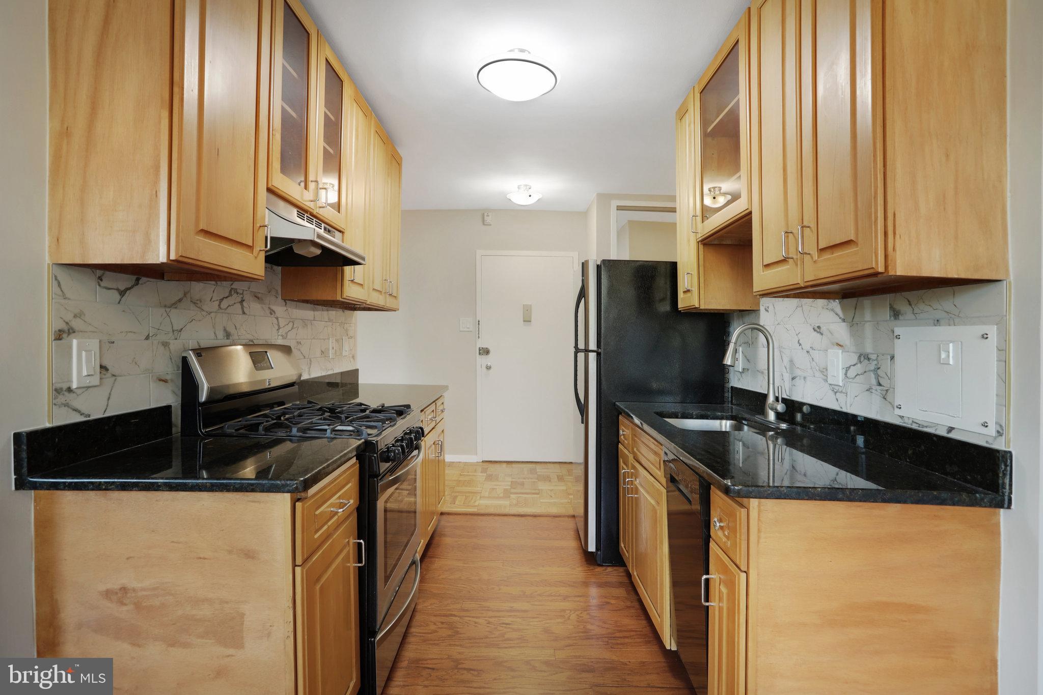4000 TUNLAW ROAD NW 1030