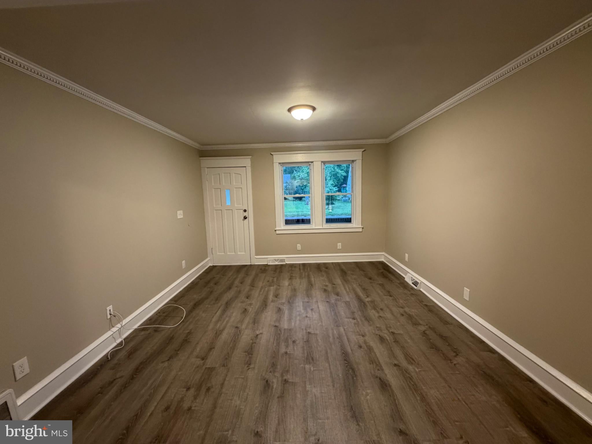 704 N LENOLA ROAD