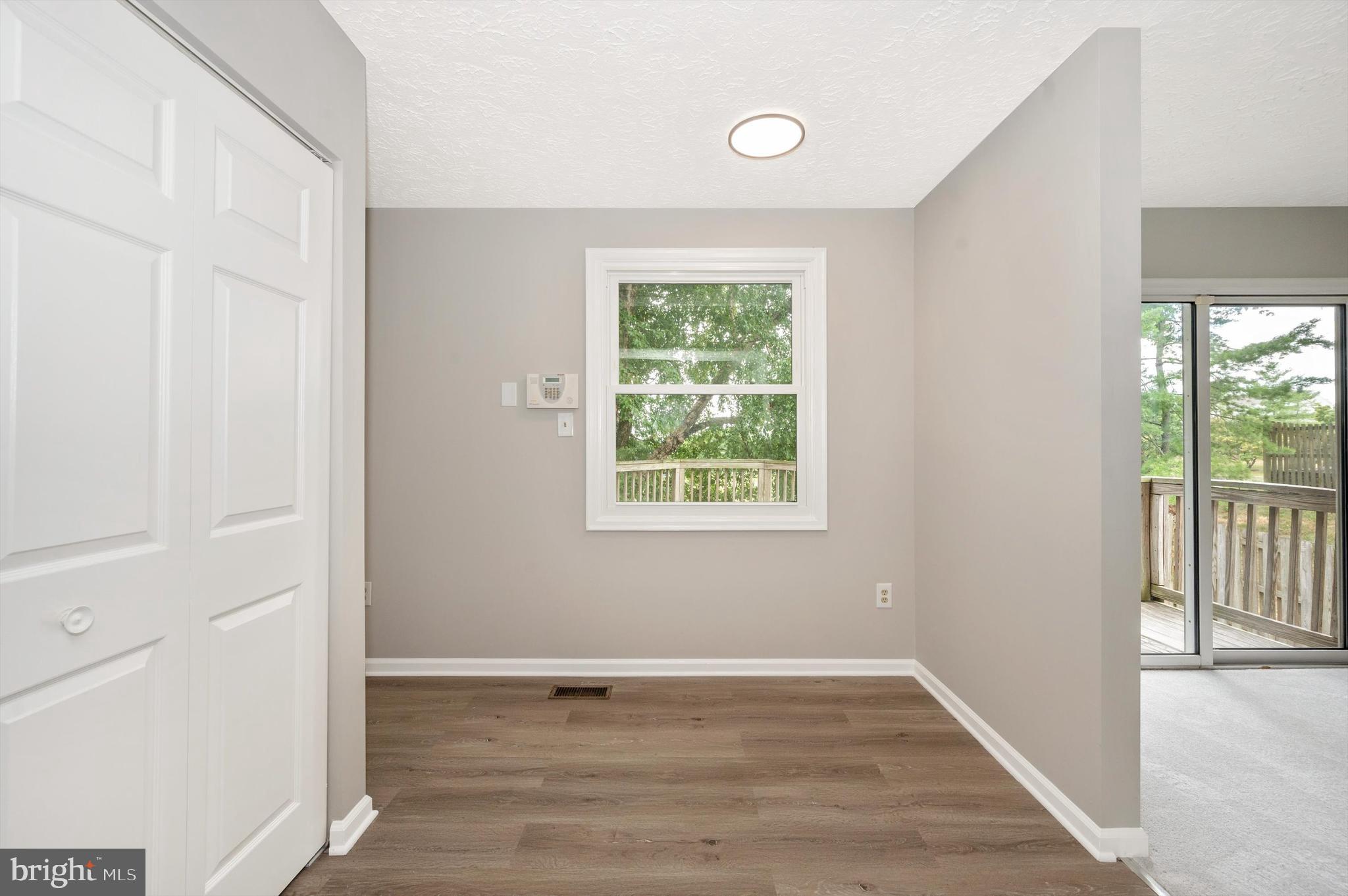 BALLENGER CREEK MEADOWS - Residential