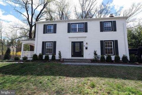 11 HENDRICKSON LAWRENCEVILLE NJ 08648