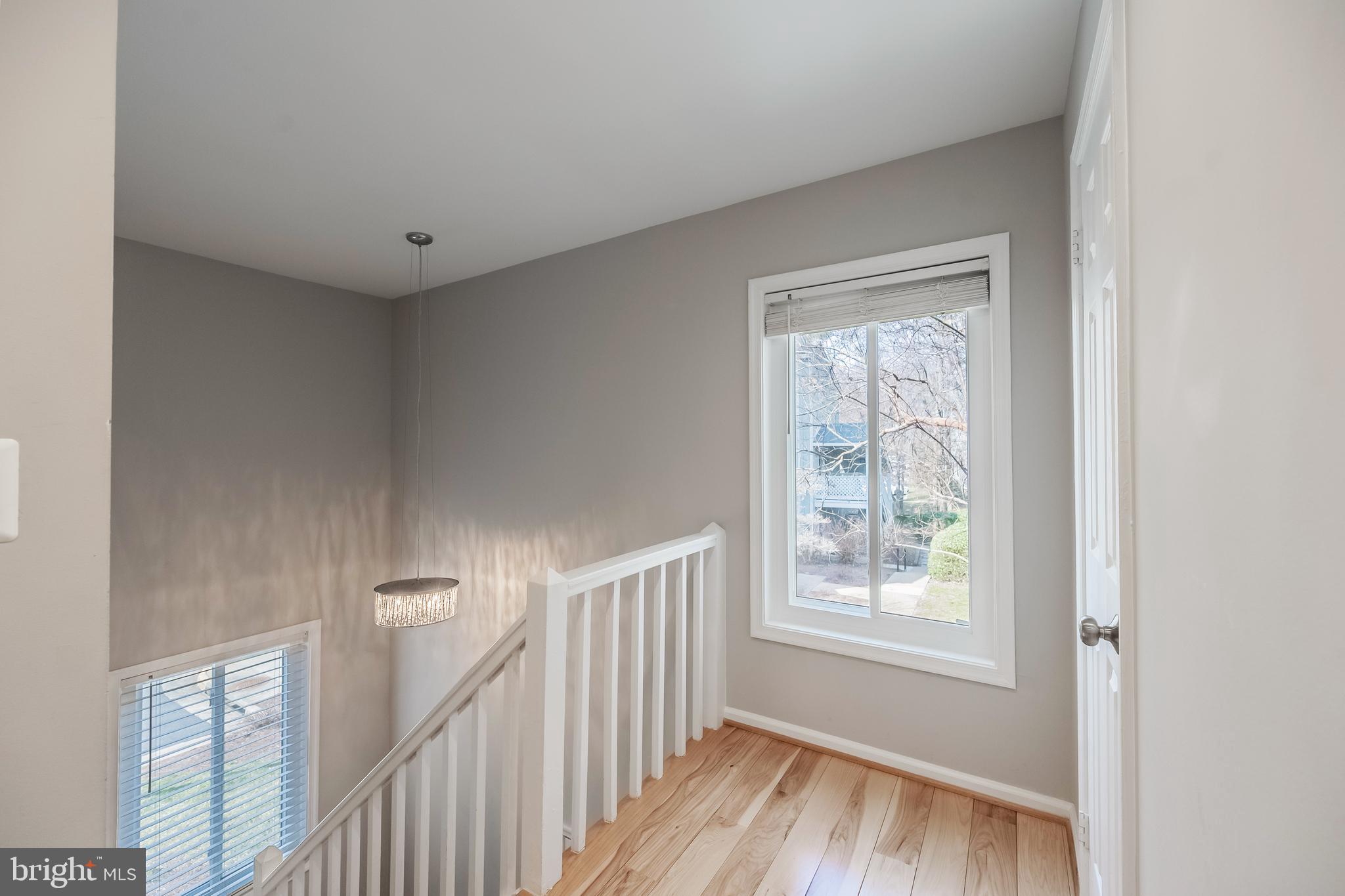 HUNTERS CROSSING - Residential