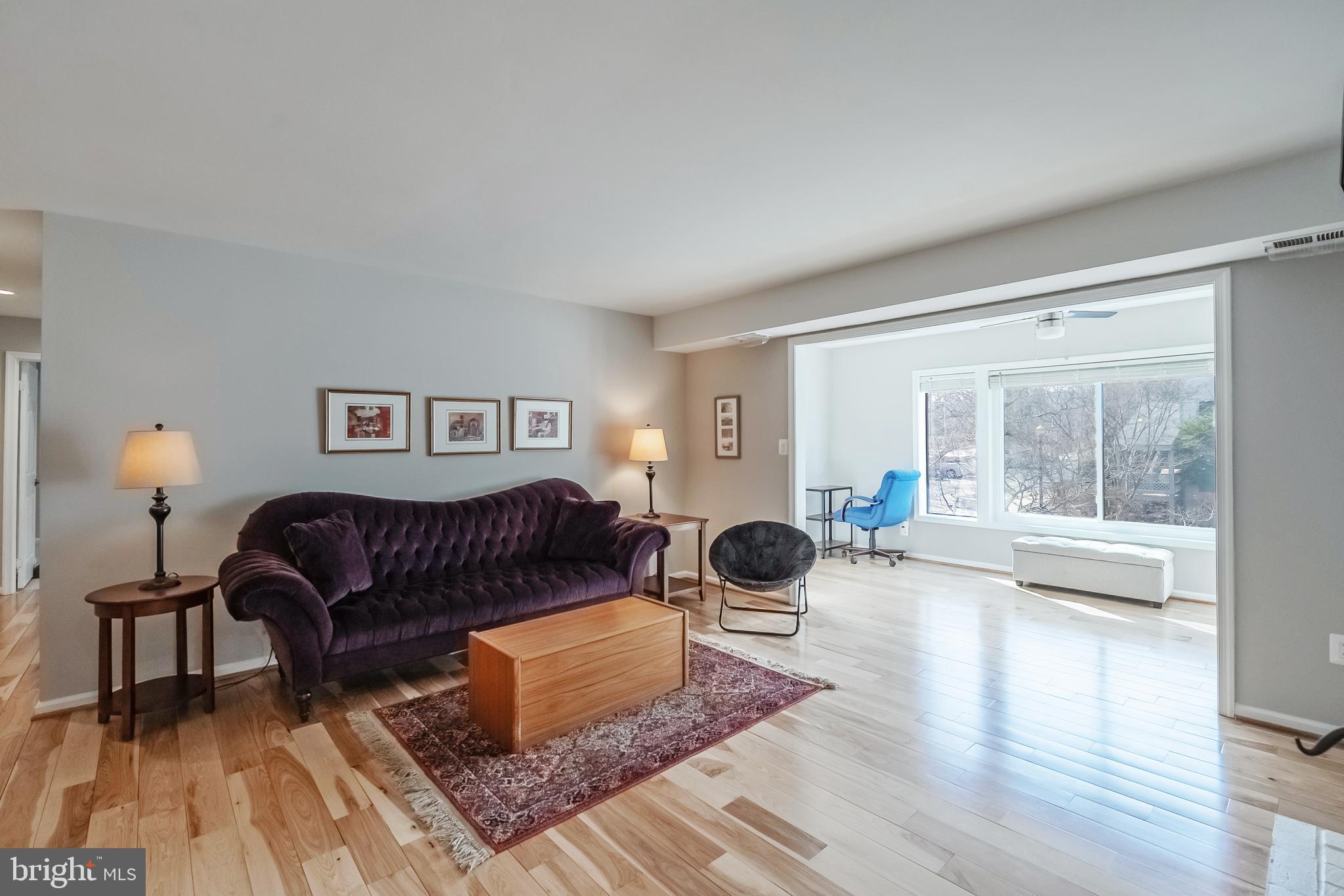 HUNTERS CROSSING - Residential