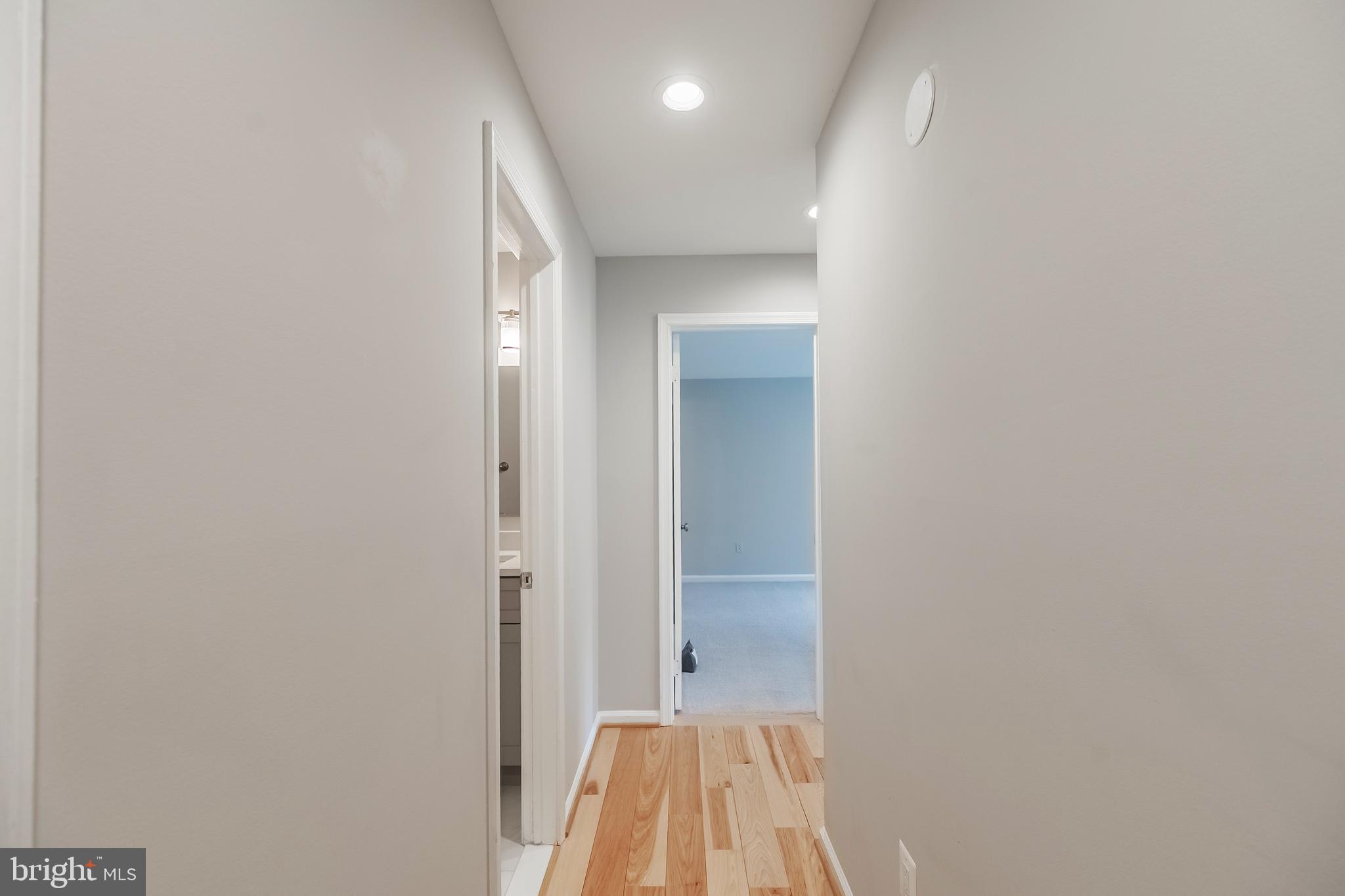 HUNTERS CROSSING - Residential