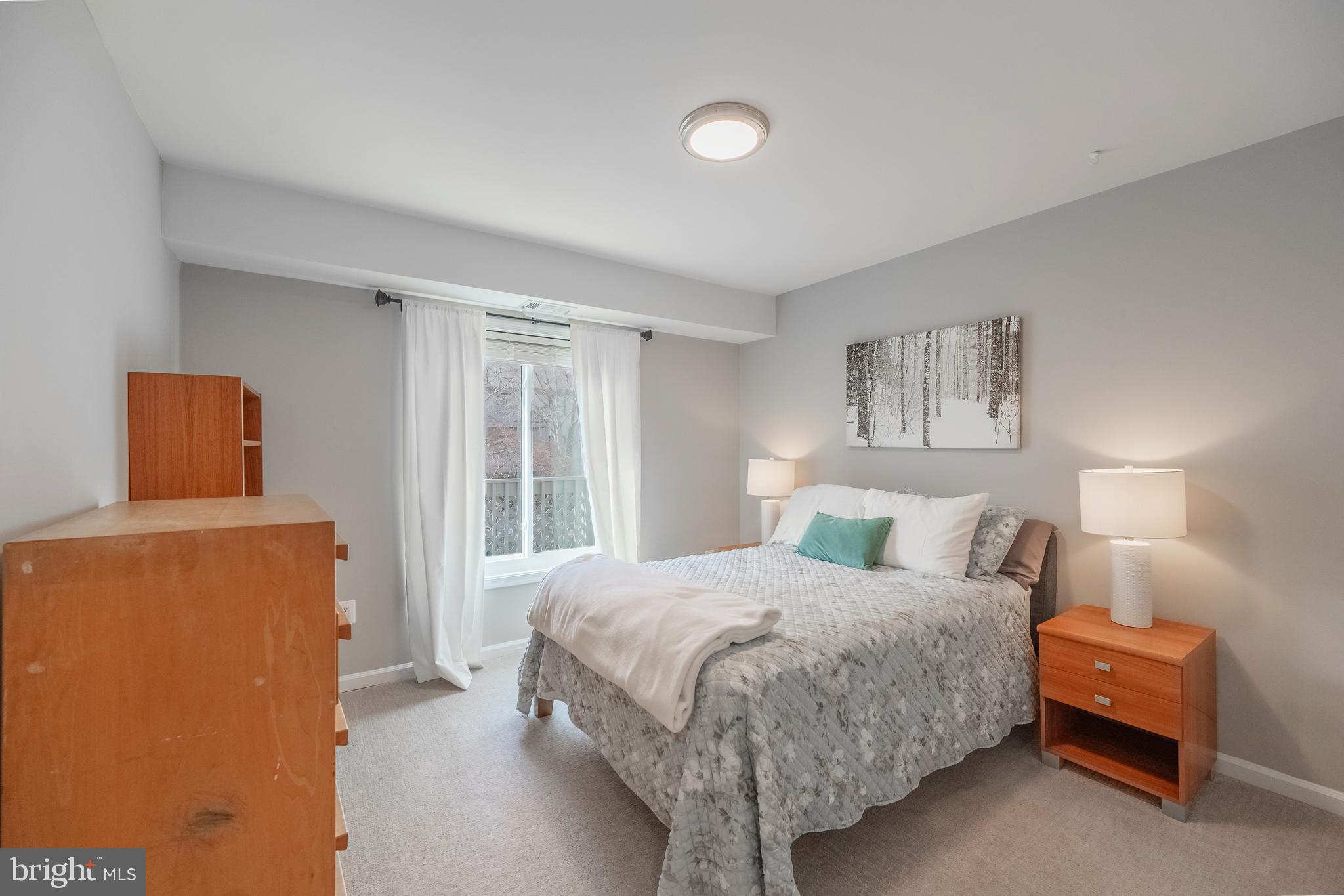 HUNTERS CROSSING - Residential