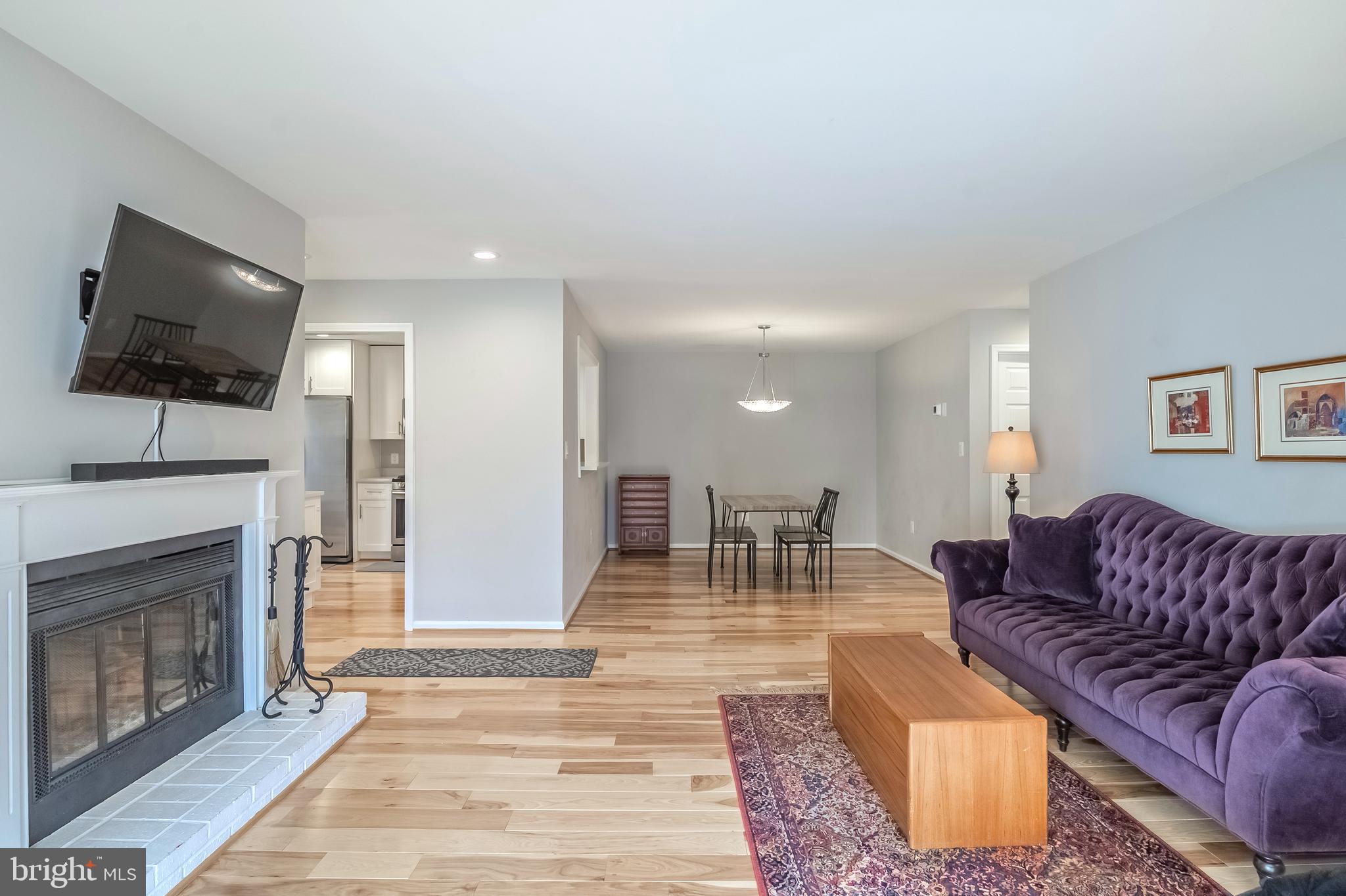 HUNTERS CROSSING - Residential