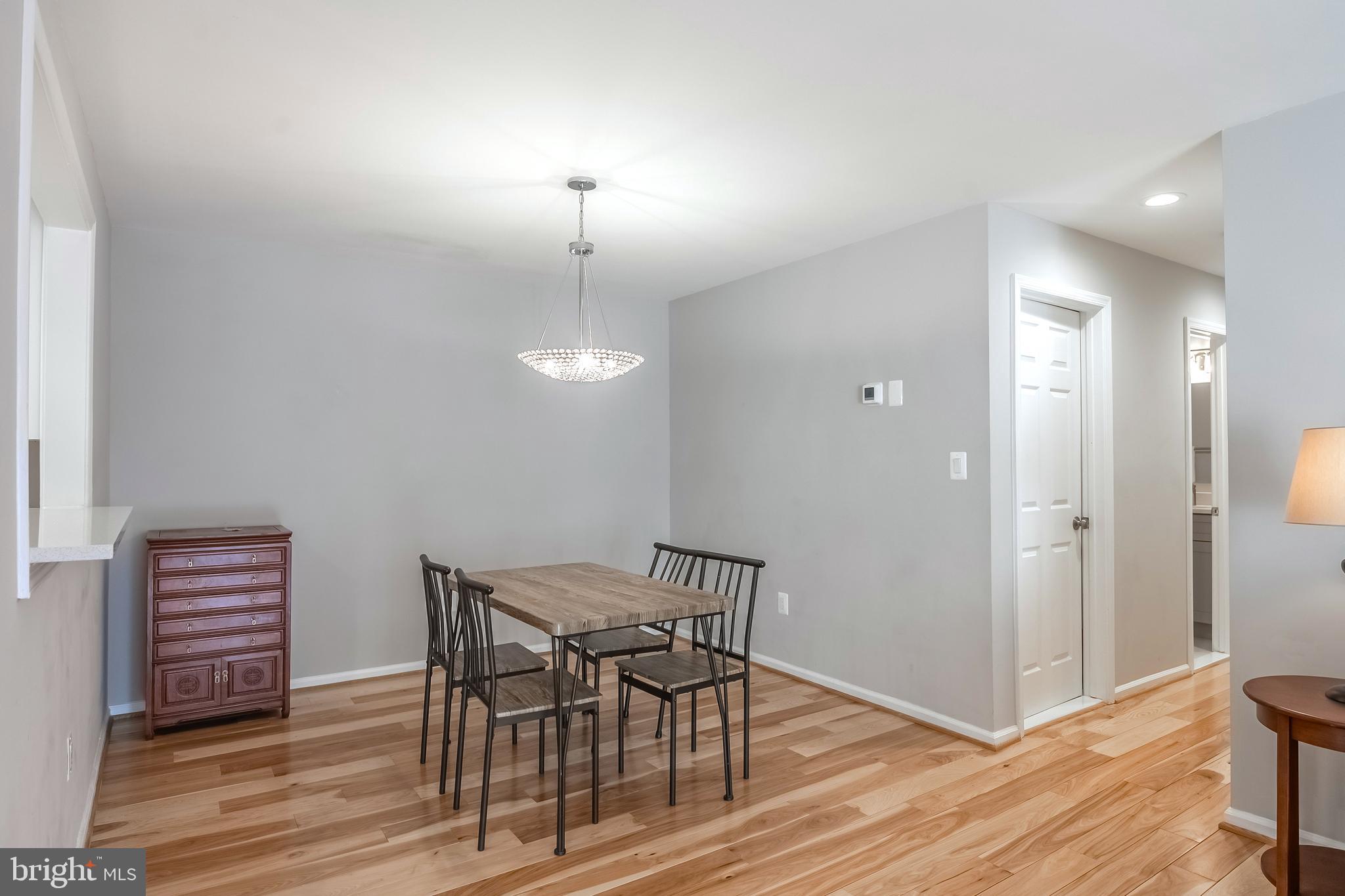 HUNTERS CROSSING - Residential