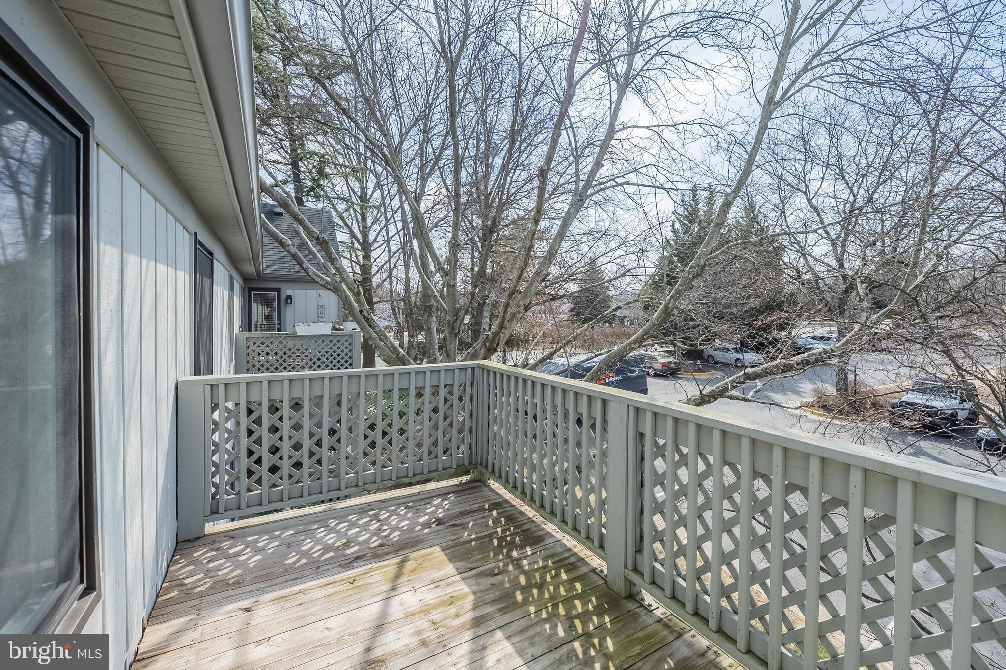 HUNTERS CROSSING - Residential