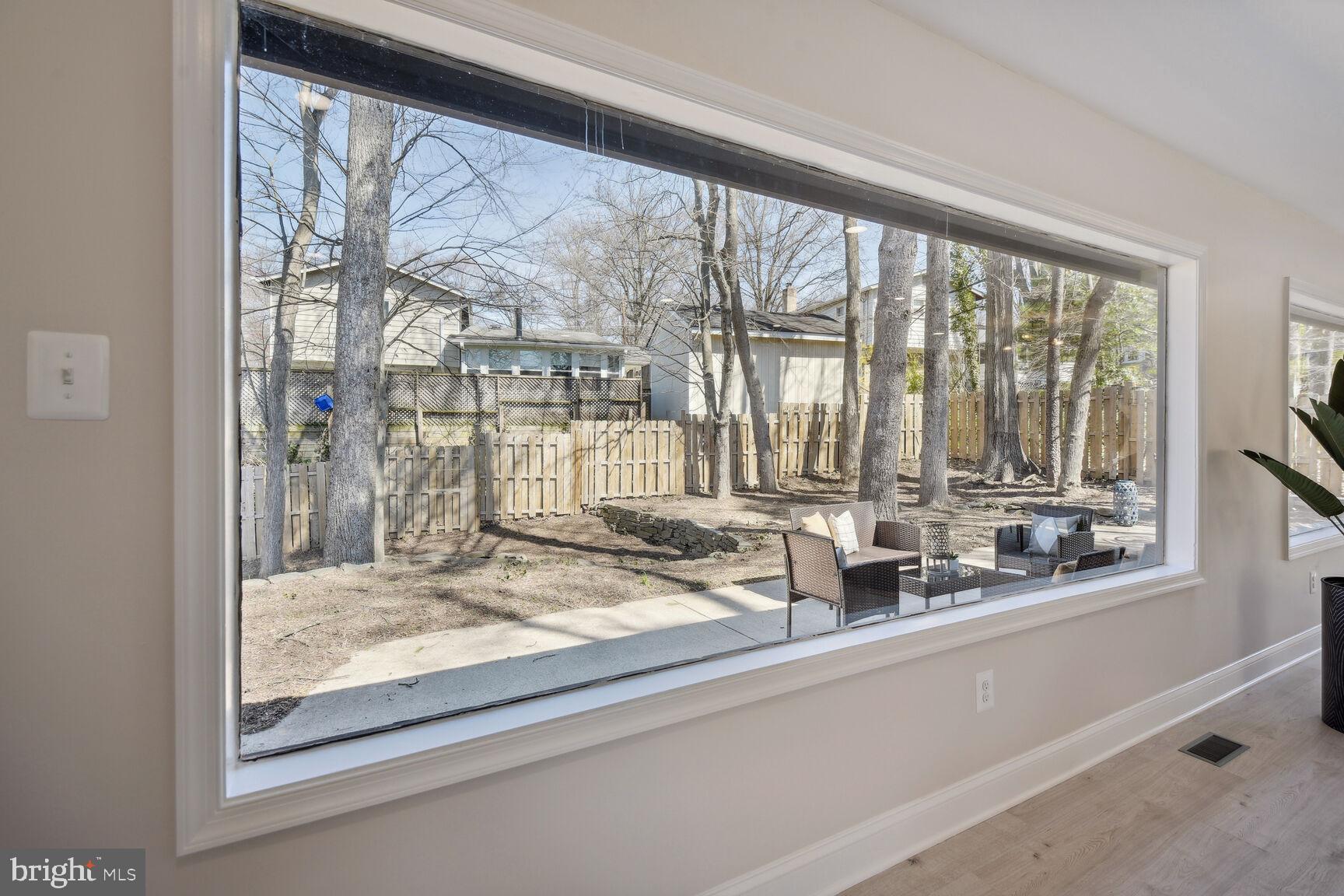 MANOR WOODS - Residential