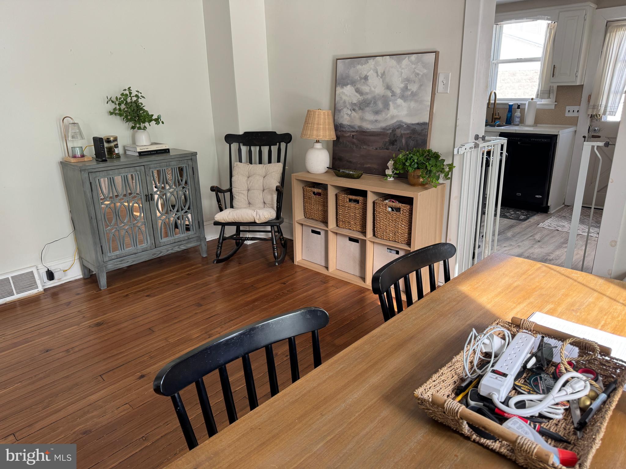 GLEN ACRES - Residential