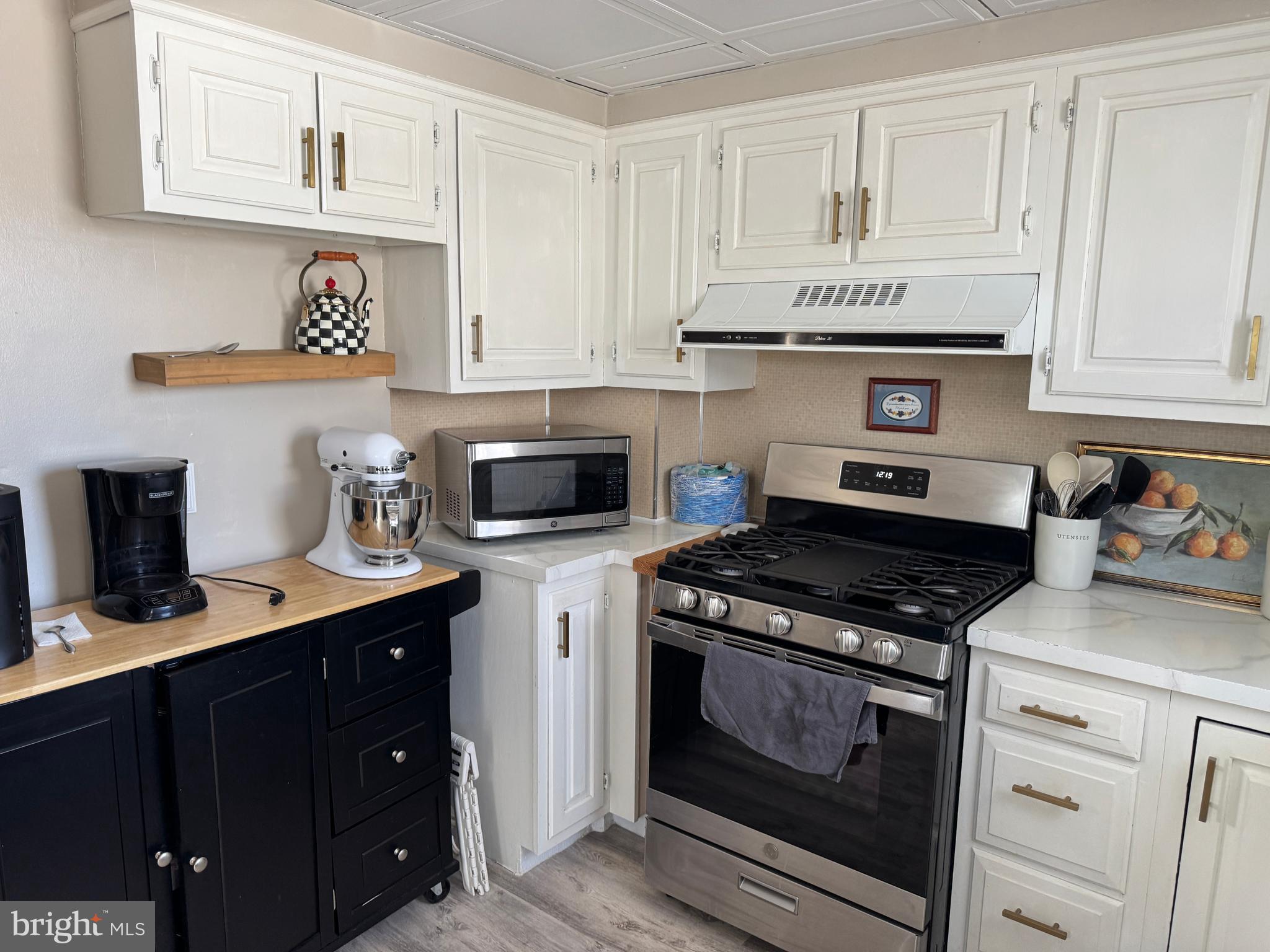 GLEN ACRES - Residential