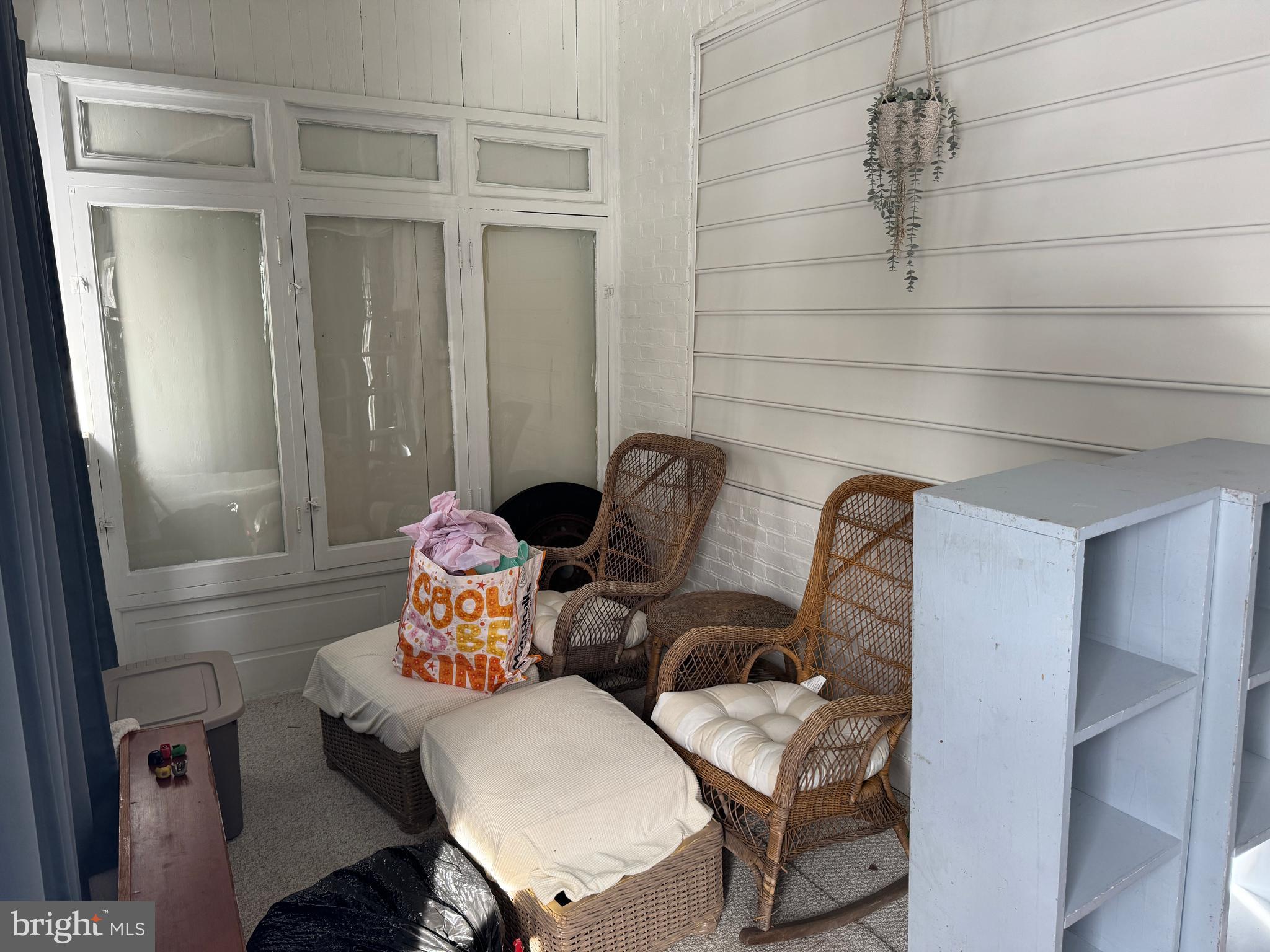 GLEN ACRES - Residential