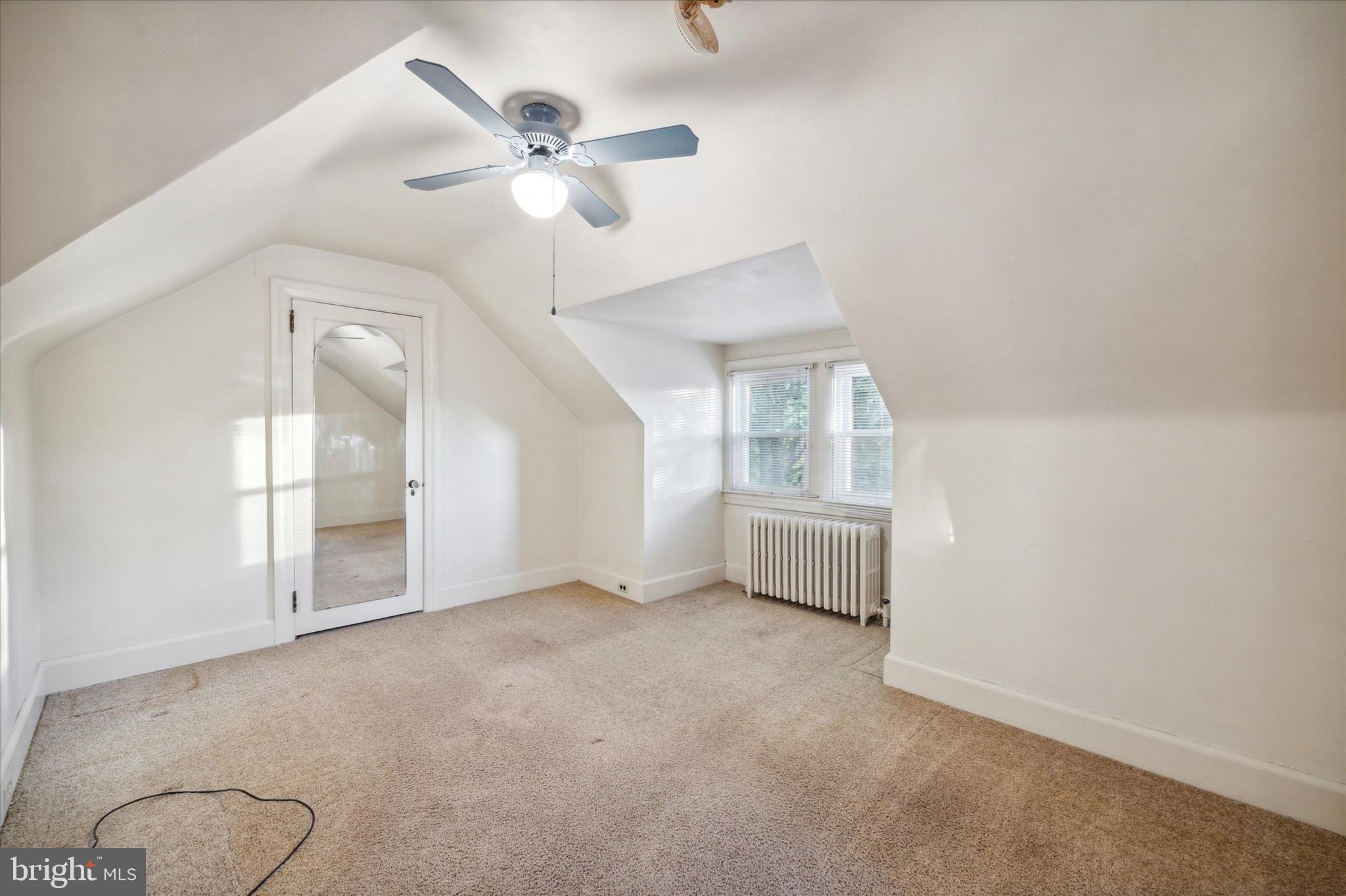 COLLEGE PARK - Residential