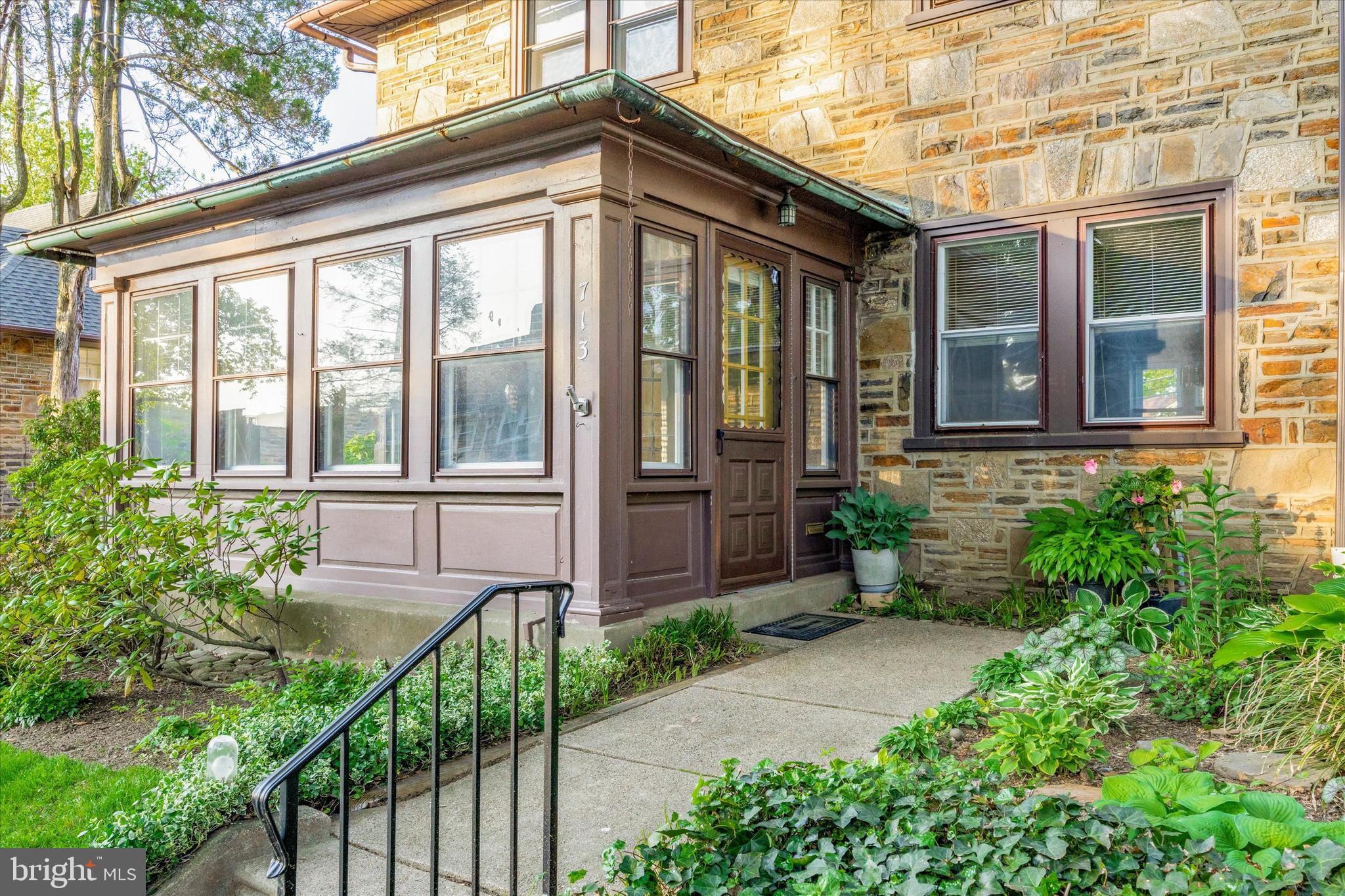 COLLEGE PARK - Residential