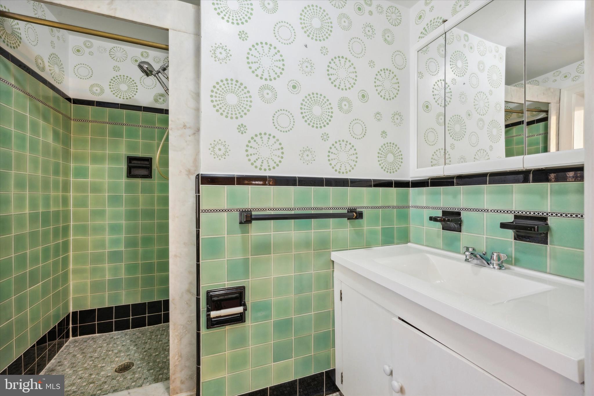 COLLEGE PARK - Residential