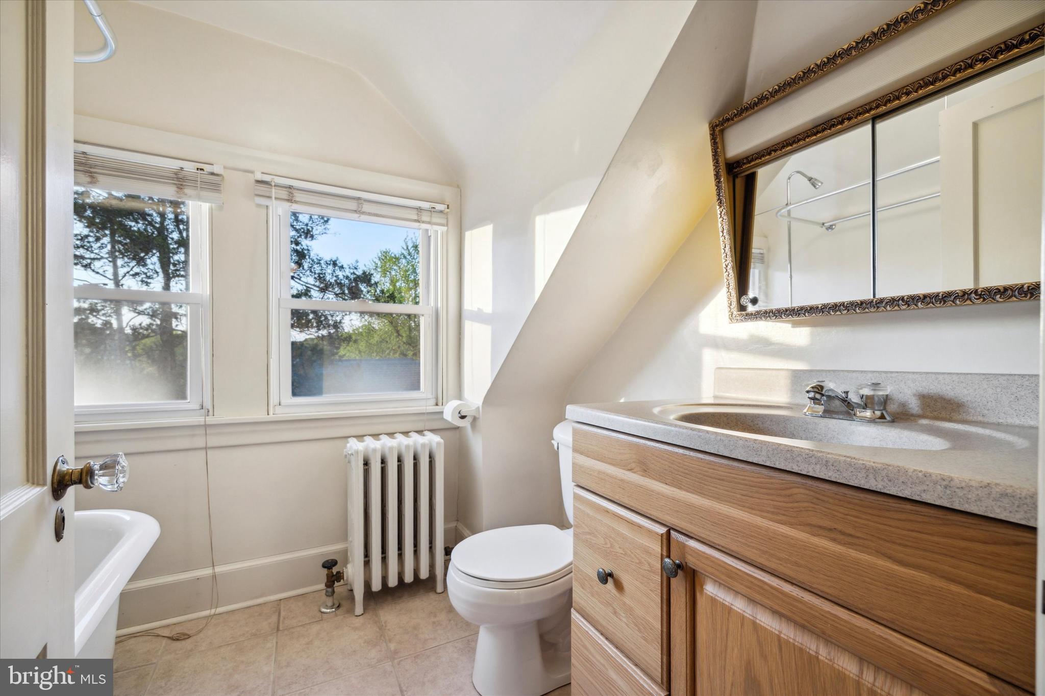 COLLEGE PARK - Residential