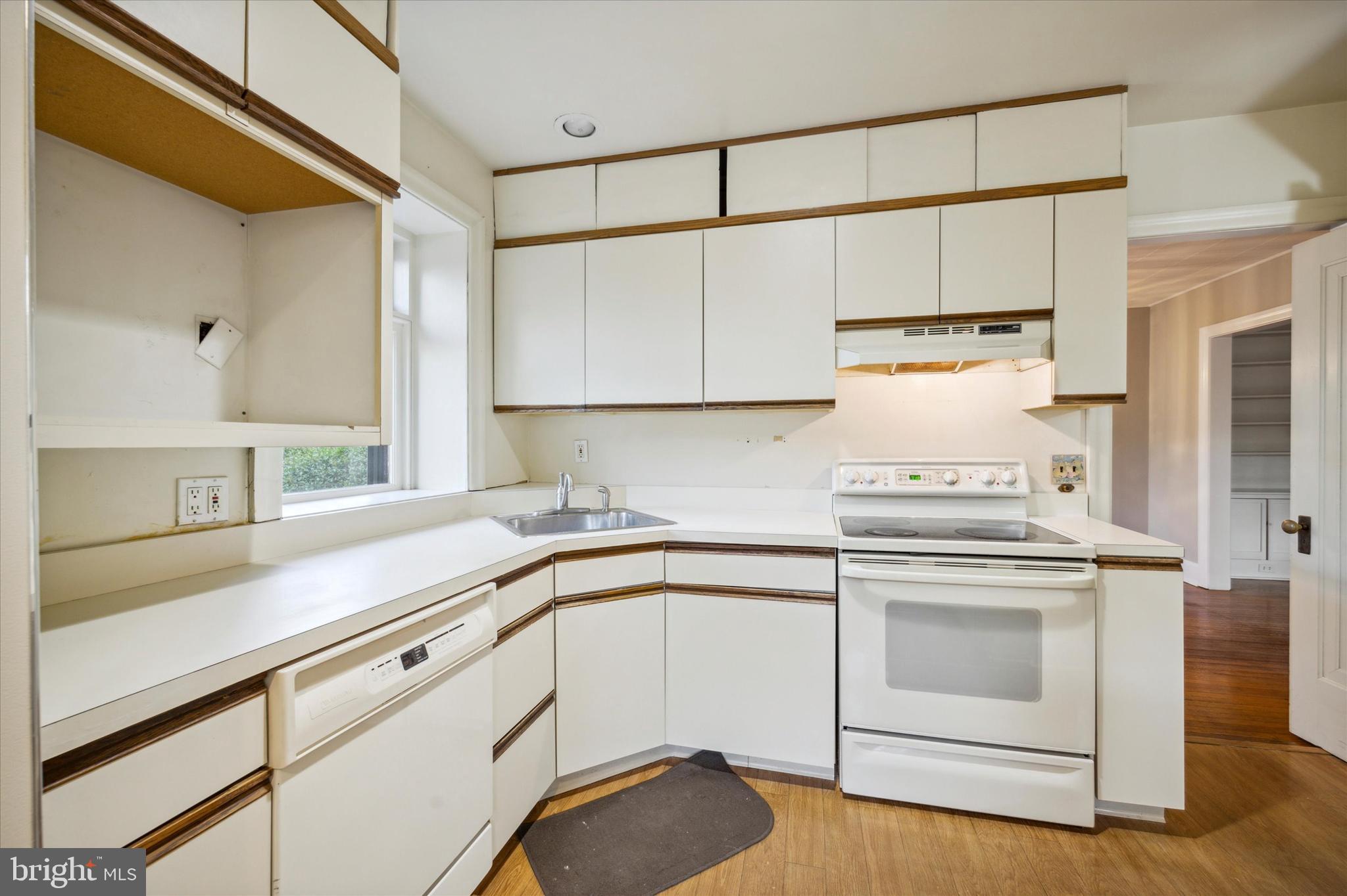 COLLEGE PARK - Residential