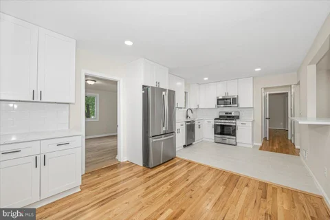 8624 Parliament Drive, Springfield, VA 22151 - #: VAFX2322976