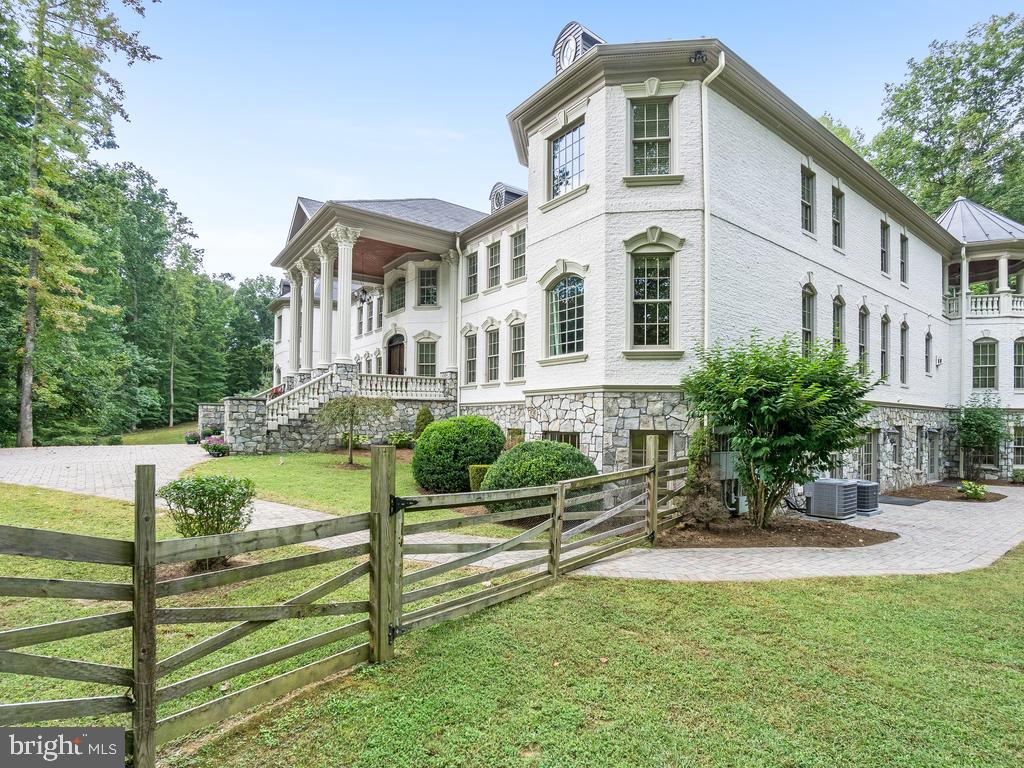 MINERAL SPRINGS PLANTATION - Residential