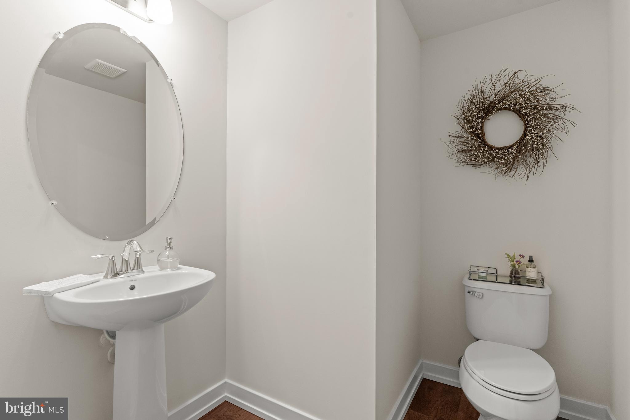 WATERSIDE - Residential