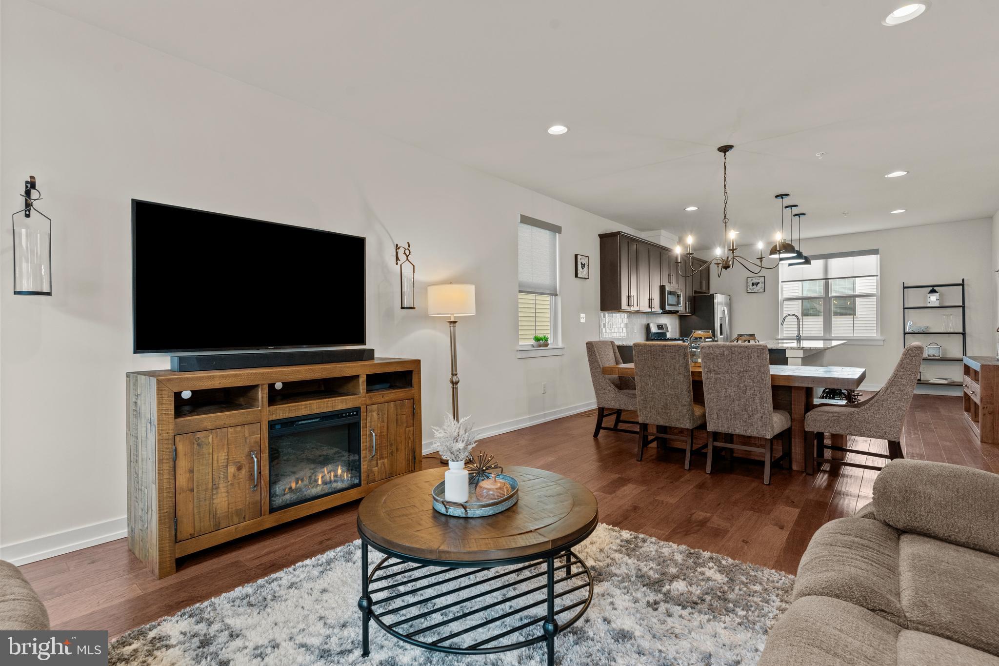 WATERSIDE - Residential