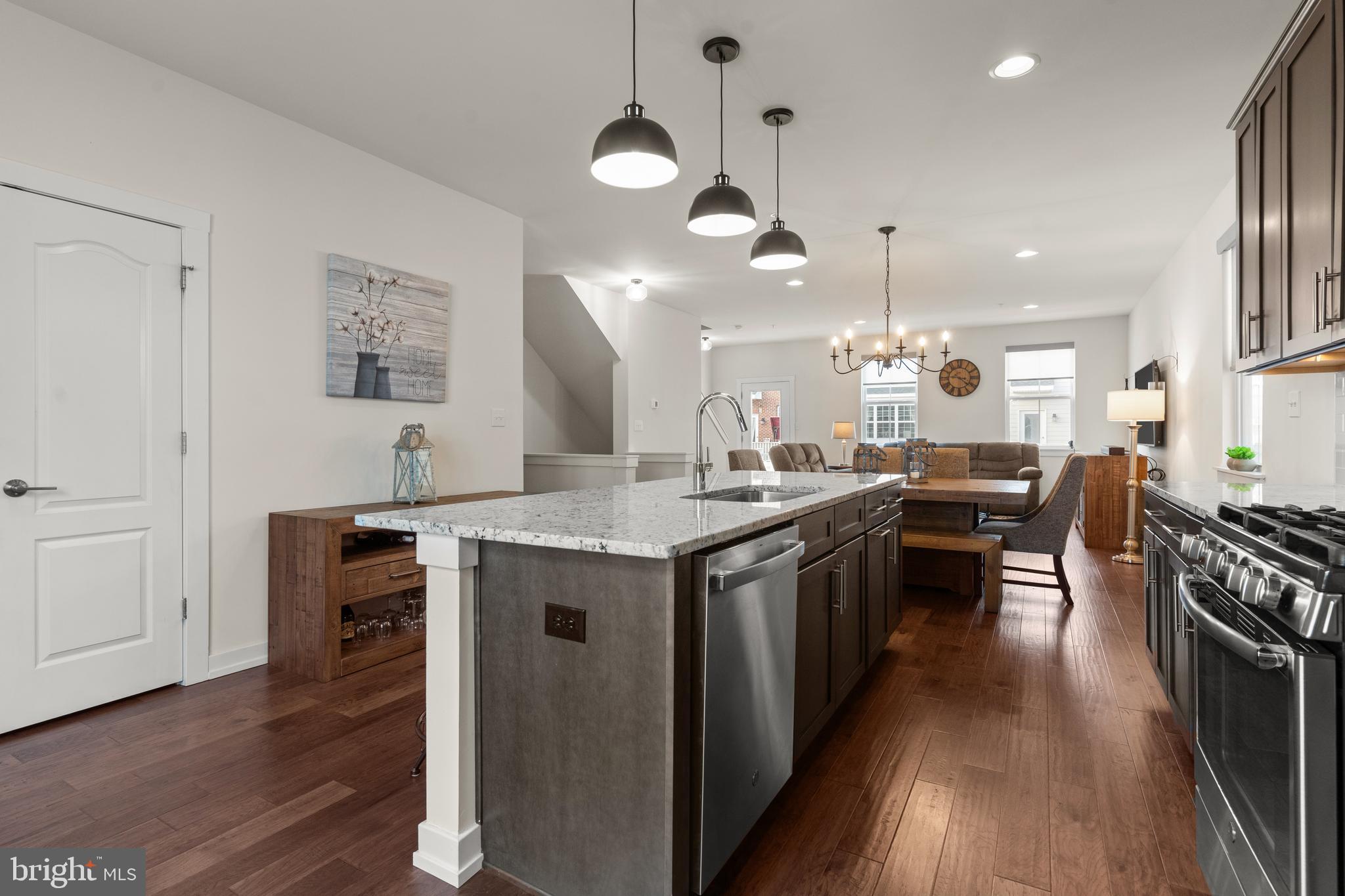 WATERSIDE - Residential