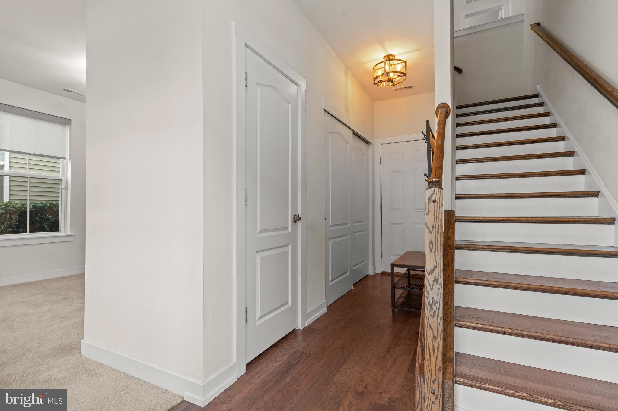 WATERSIDE - Residential