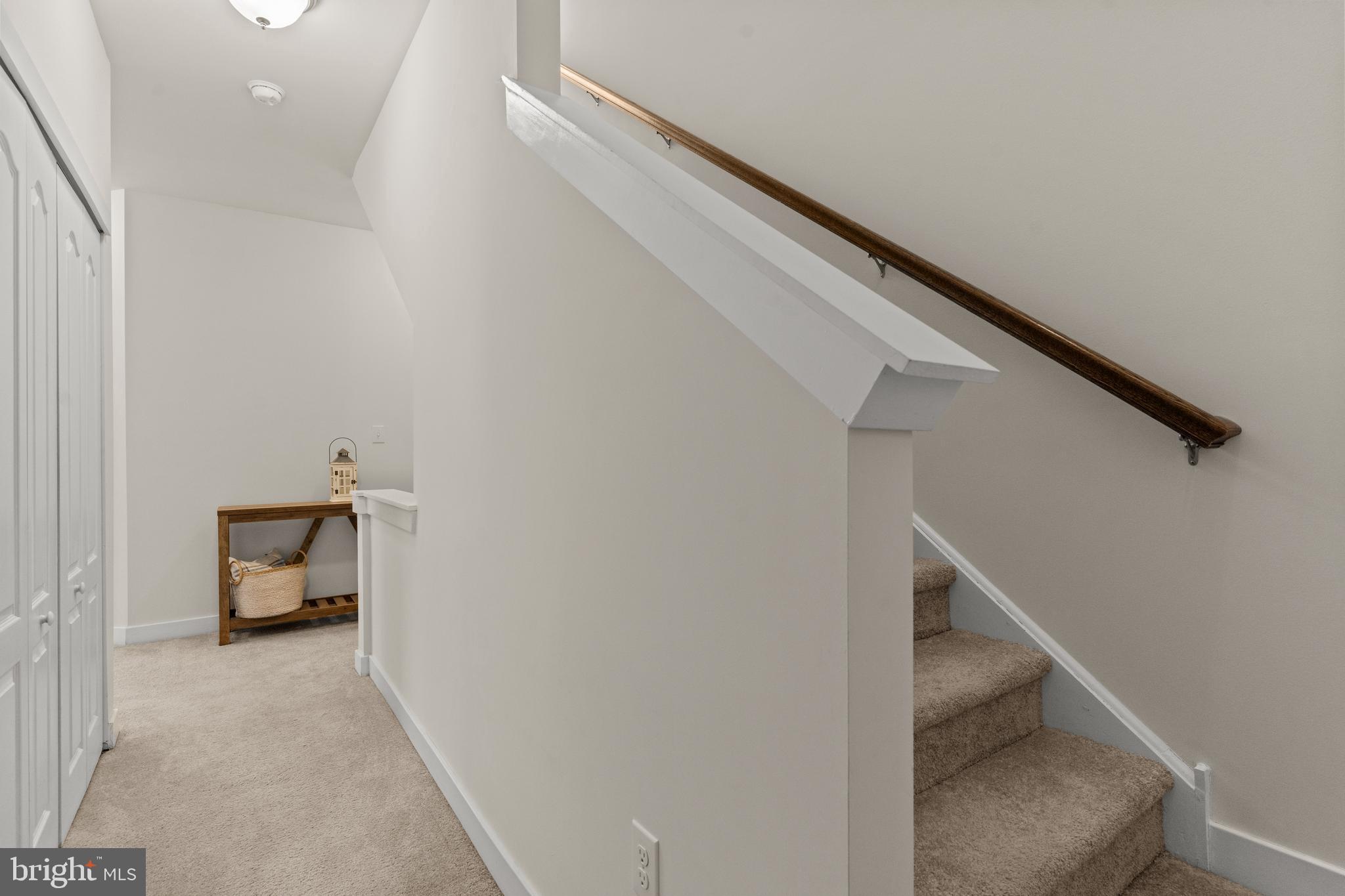 WATERSIDE - Residential