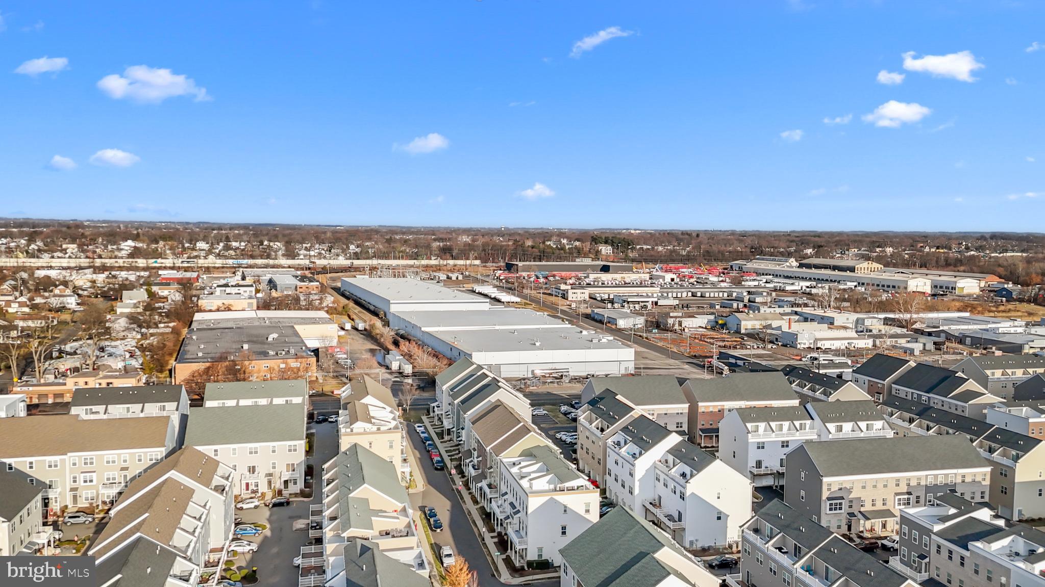 WATERSIDE - Residential