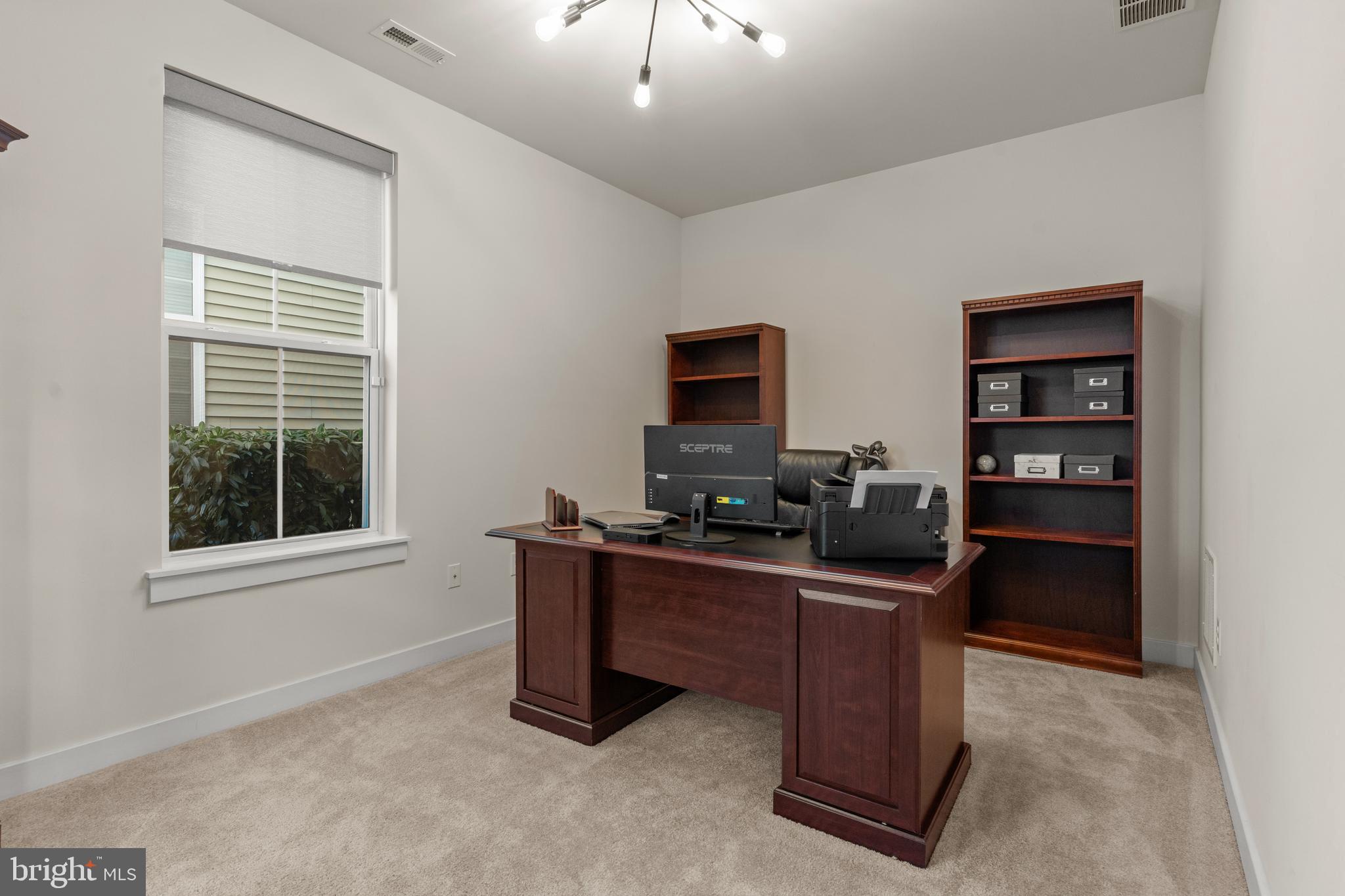 WATERSIDE - Residential