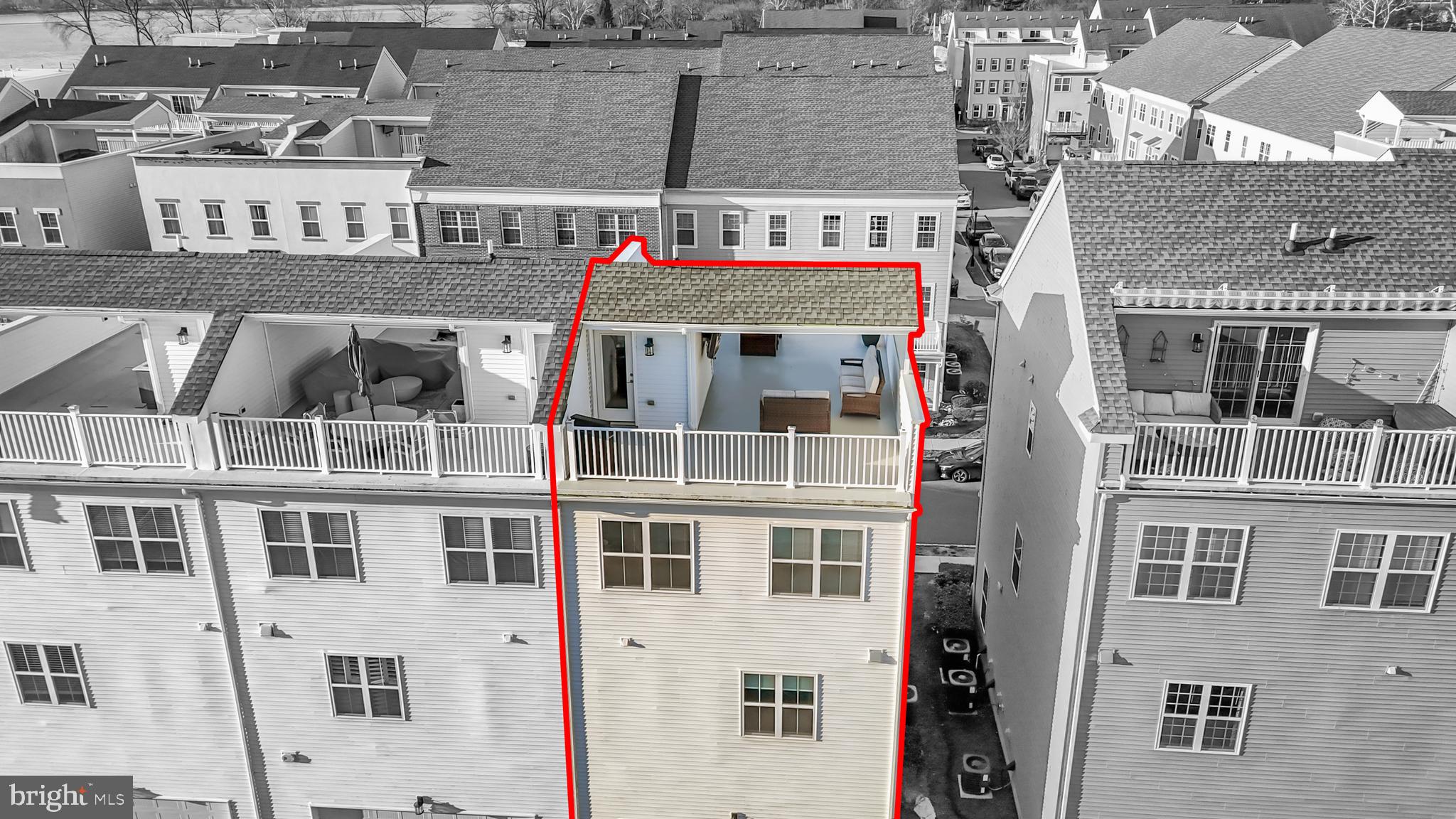 WATERSIDE - Residential