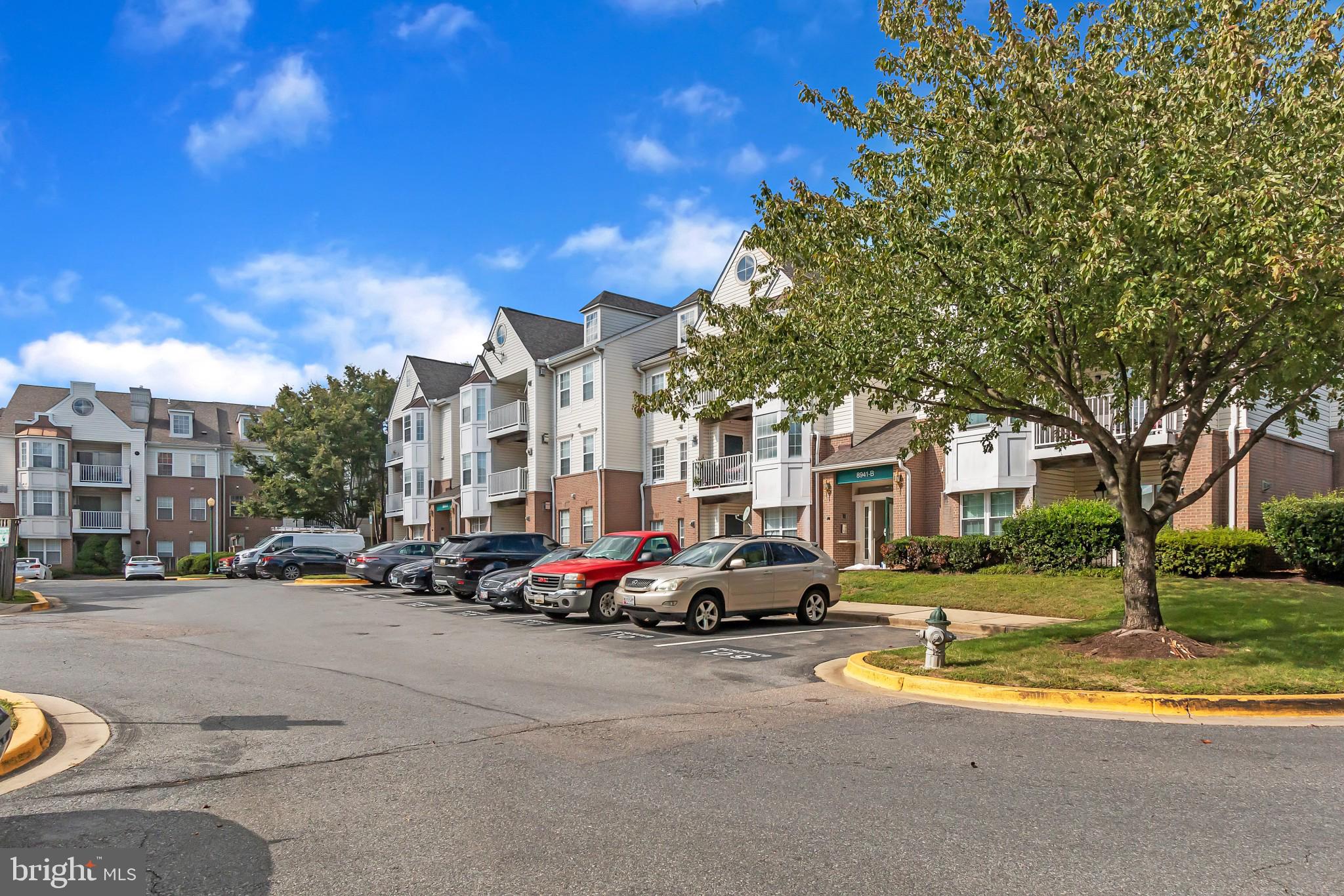LARGO TOWN CENTER - Residential