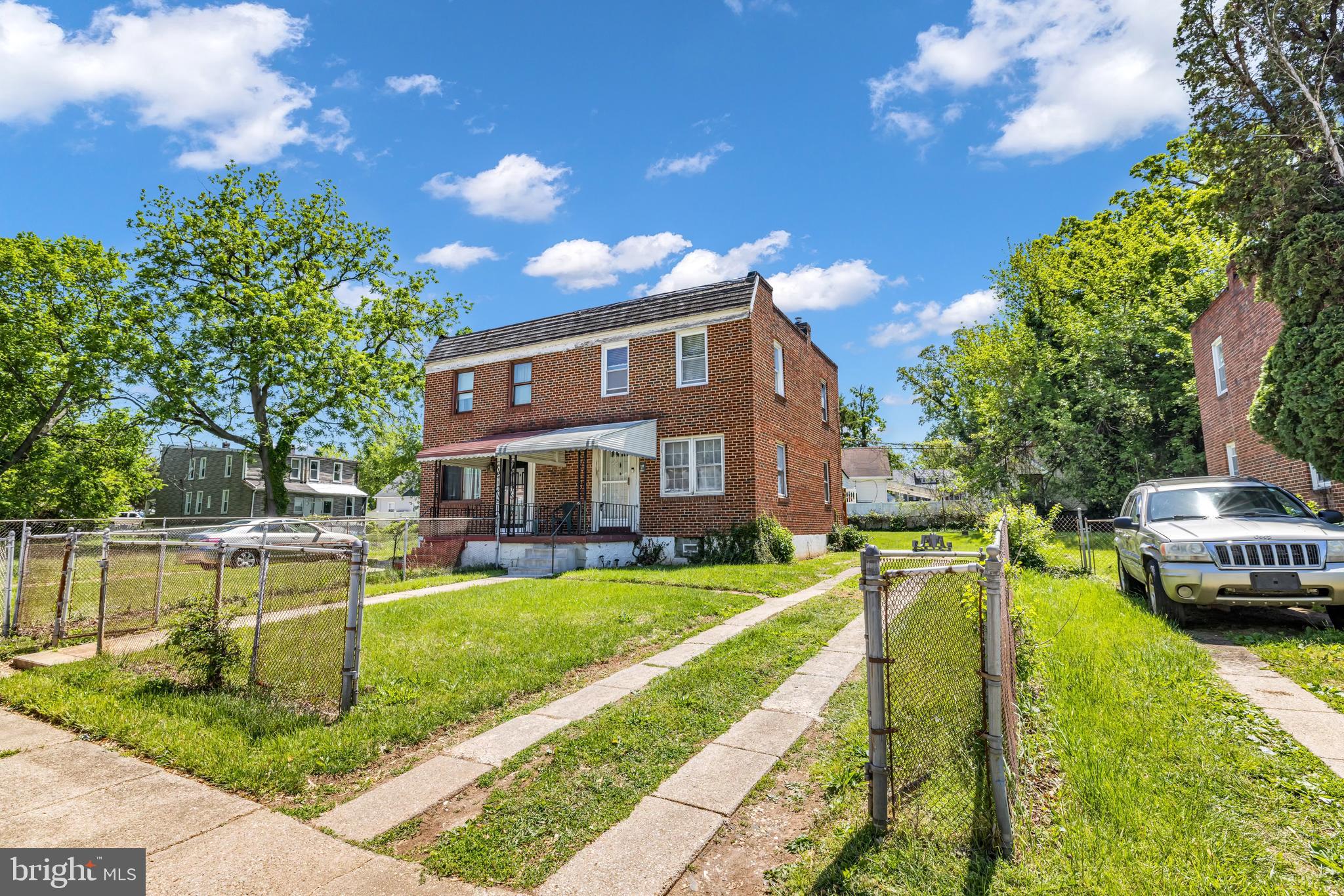 WEST ARLINGTON - Residential