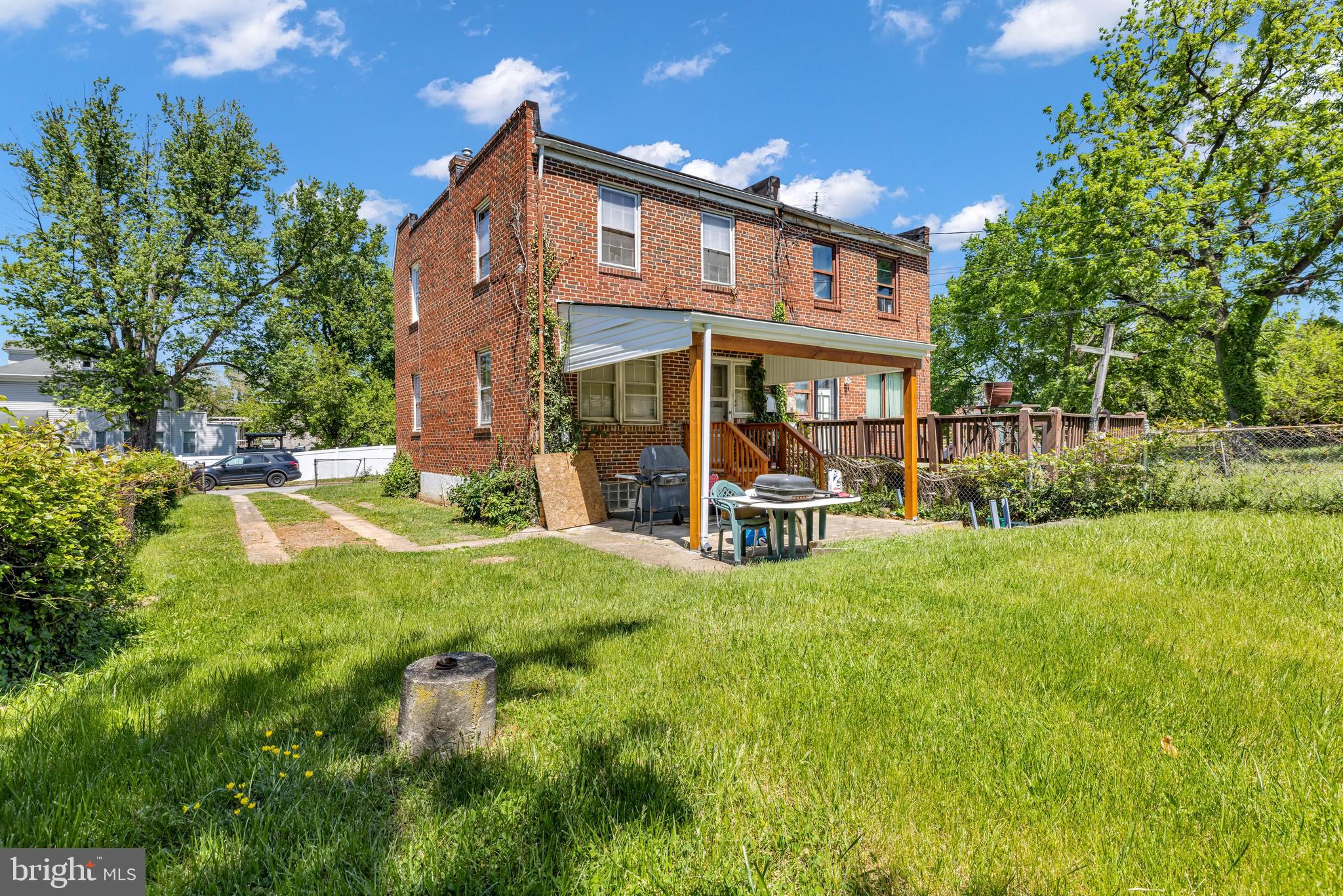 WEST ARLINGTON - Residential