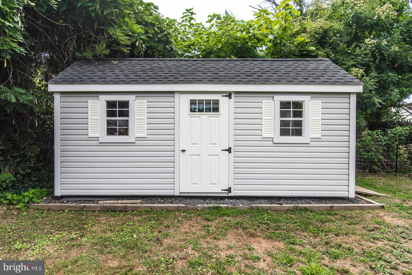 WINDER VIL - Residential