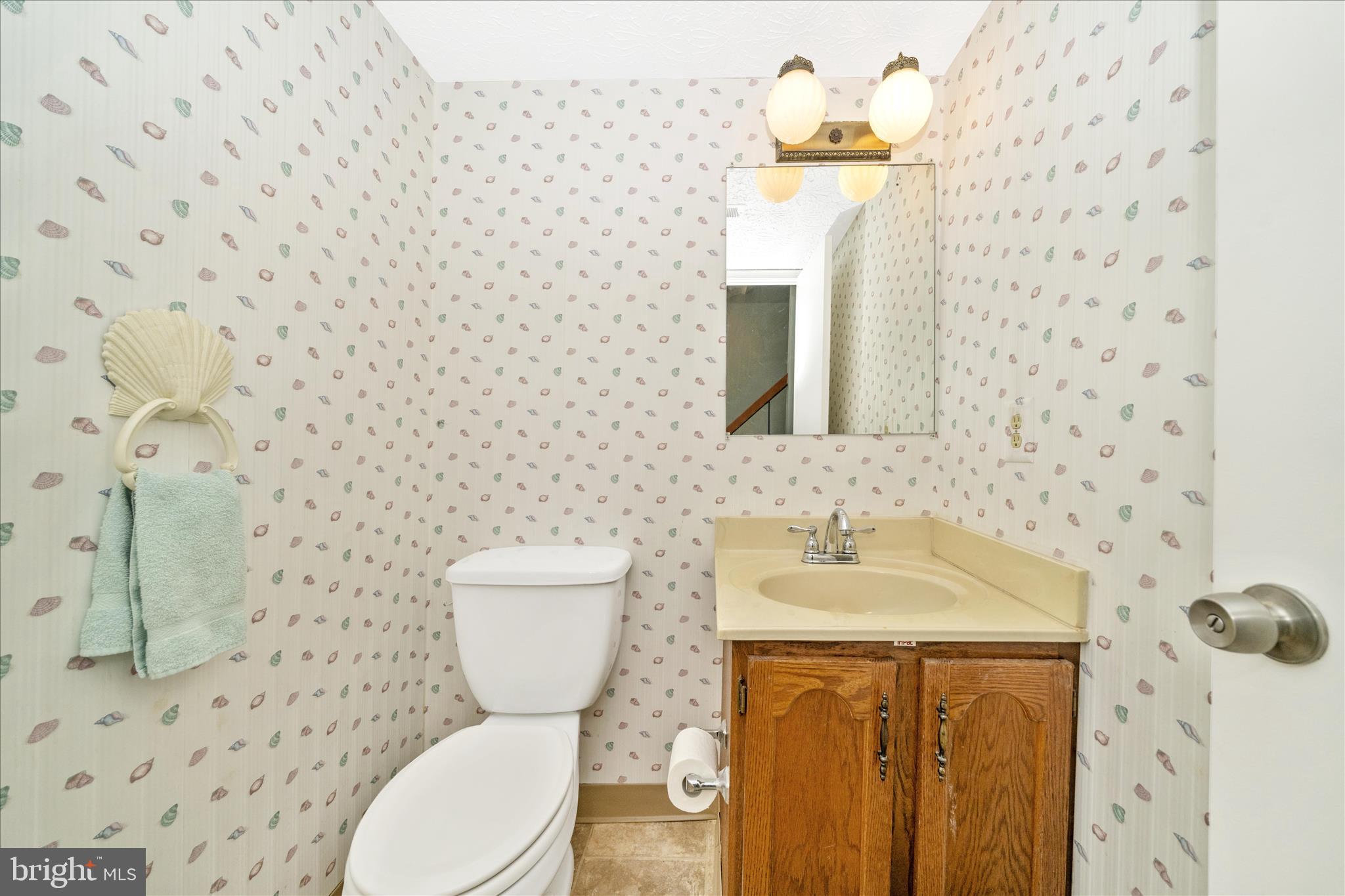 GUNNERS LAKE VILLAGE - Residential