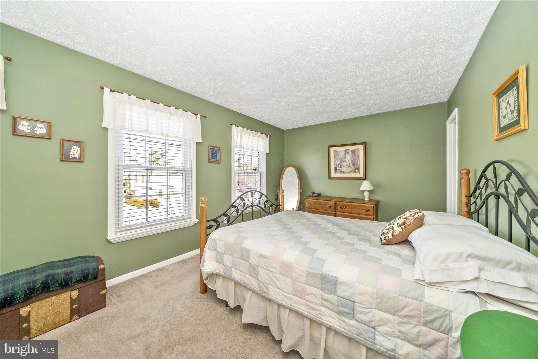 GUNNERS LAKE VILLAGE - Residential