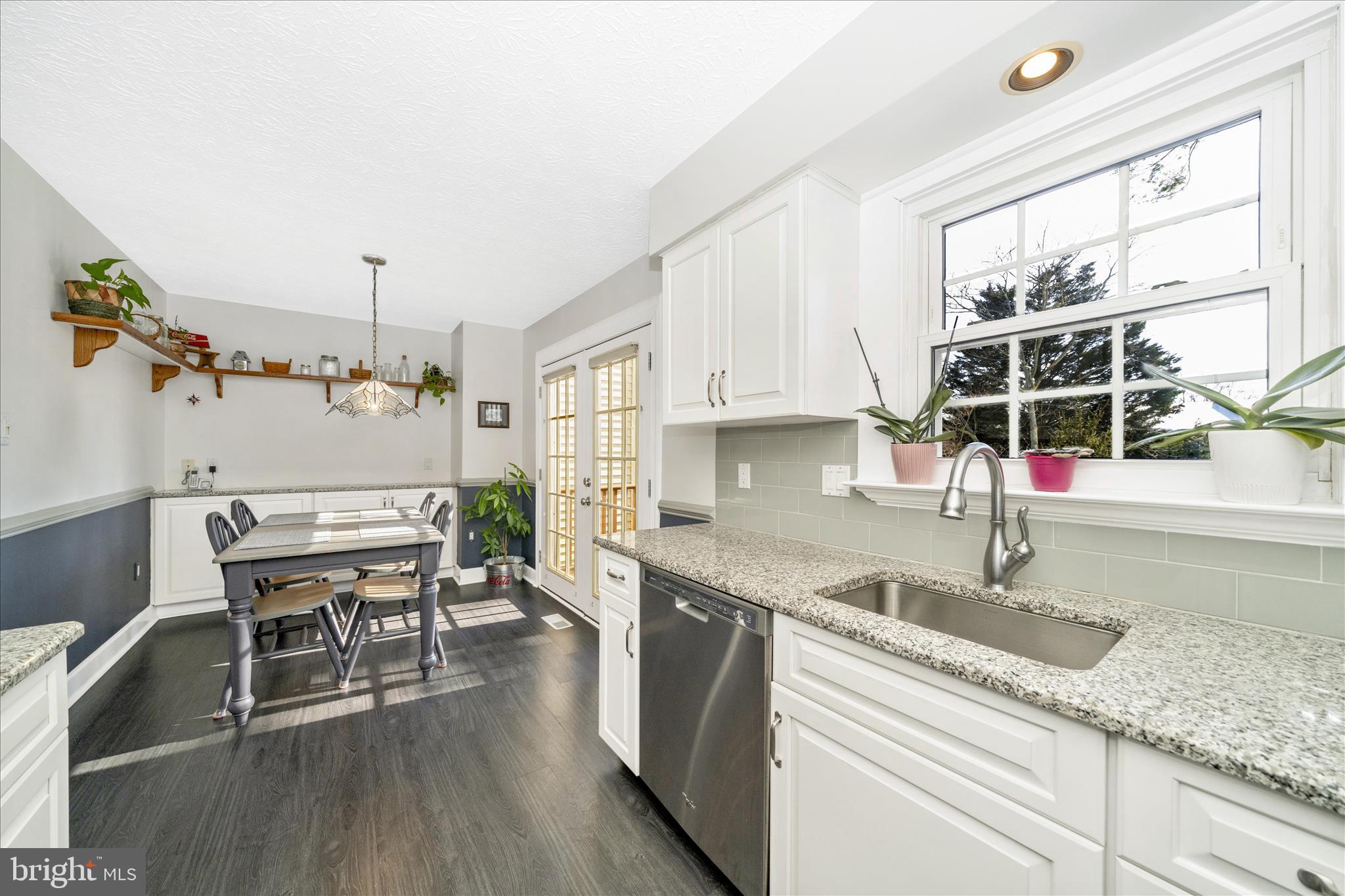 GUNNERS LAKE VILLAGE - Residential