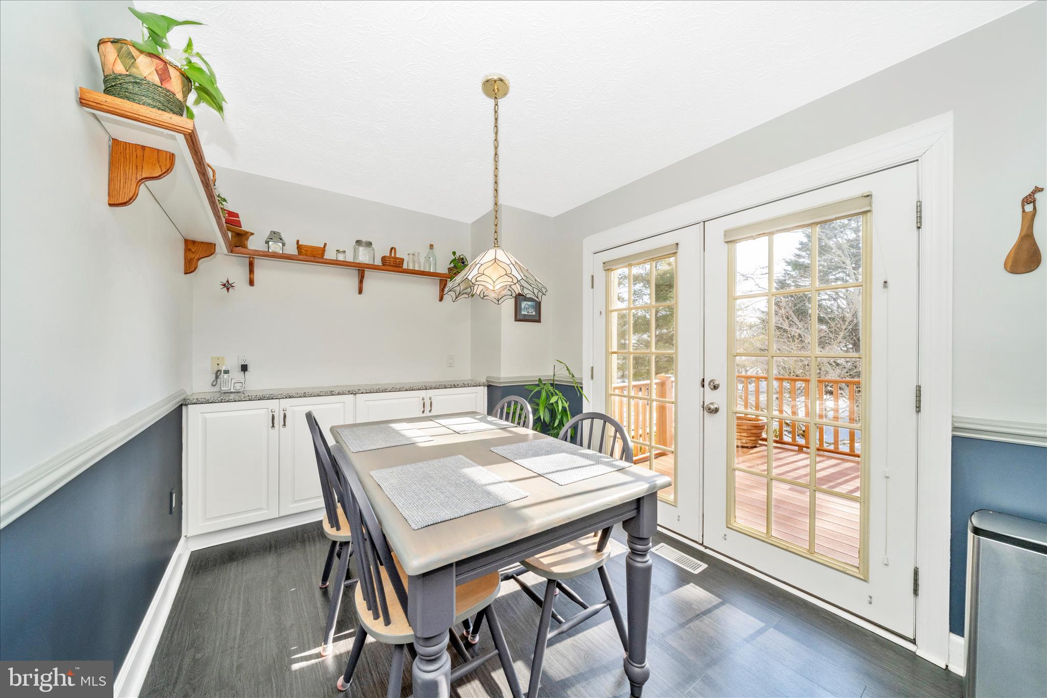 GUNNERS LAKE VILLAGE - Residential